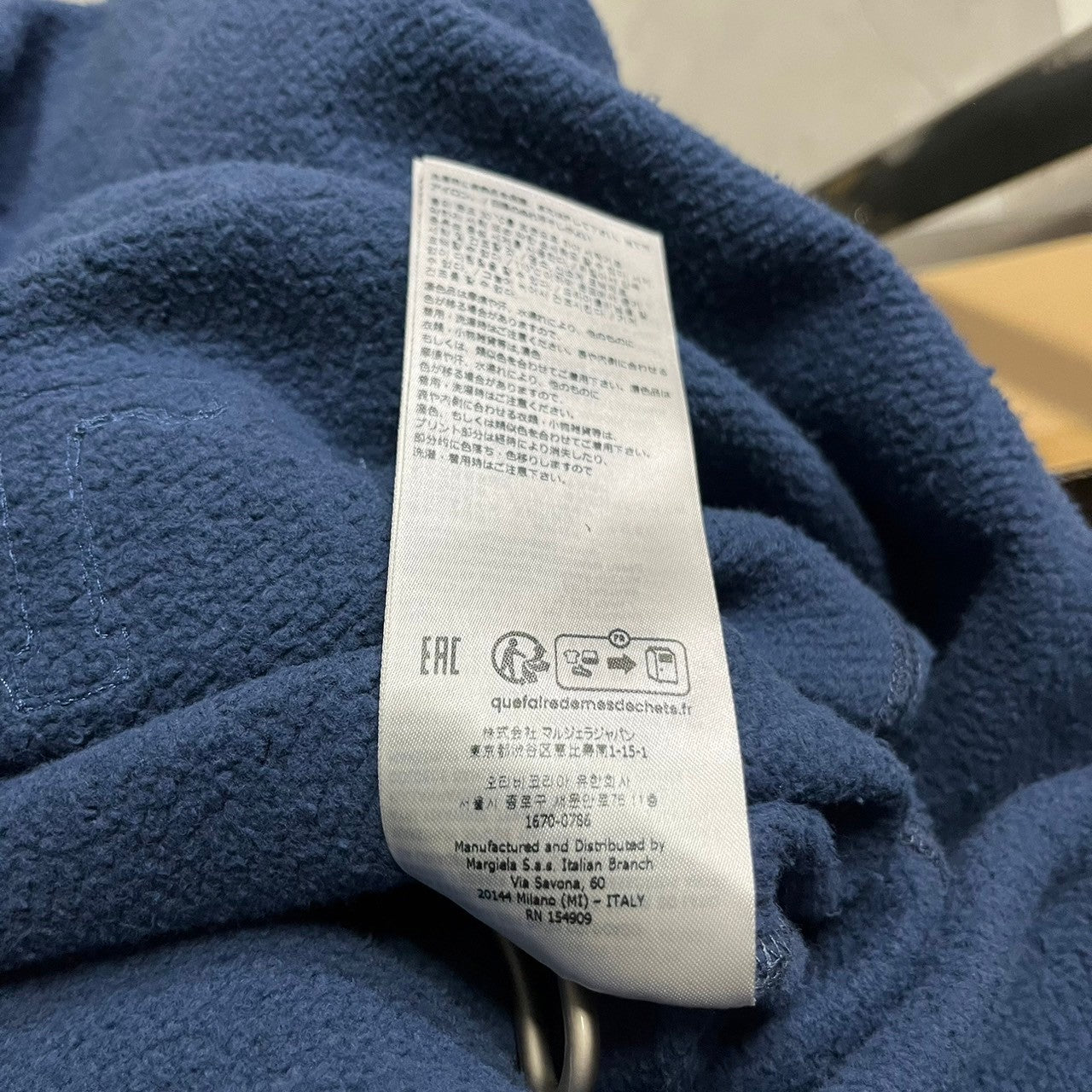 MAISON MARGIELA(メゾンマルジェラ) 23SS ① ⑩ Vintage processed cut-off logo sweatshirts ヴィンテージ 加工 カットオフ ロゴ スウェット S51GU0126 S ネイビー ユニセックス ショート丈