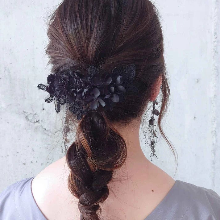 m.soeur(エムスール) 黒いお花とレースのクリップ* 9055 ブラック