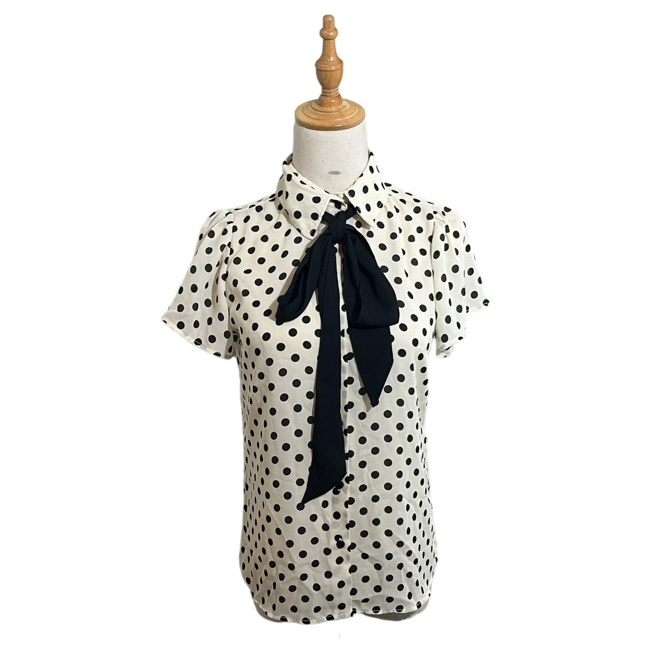 NARA CAMICIE(ナラカミーチェ) ドットプリントボウタイ付きブラウス 10-31-04-051 0 ベージュ 参考定価¥26,400(税込)