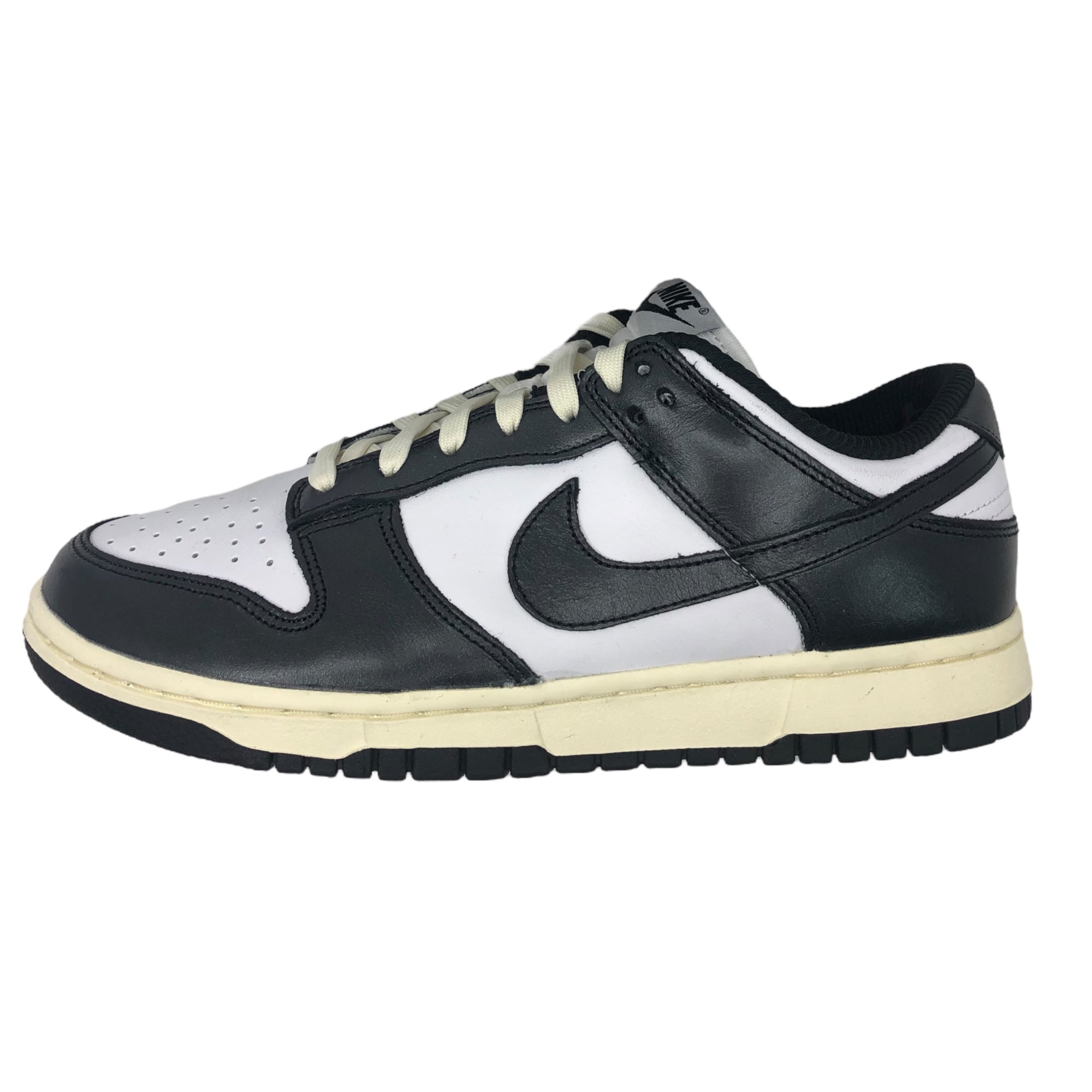 NIKE(ナイキ) WMNS Dunk Low PRM Vintage "Black and White/Panda" ダンク ロー ヴィンテージ パンダ FQ8899-100 25.5cm ブラック×ホワイト ローカット スニーカー
