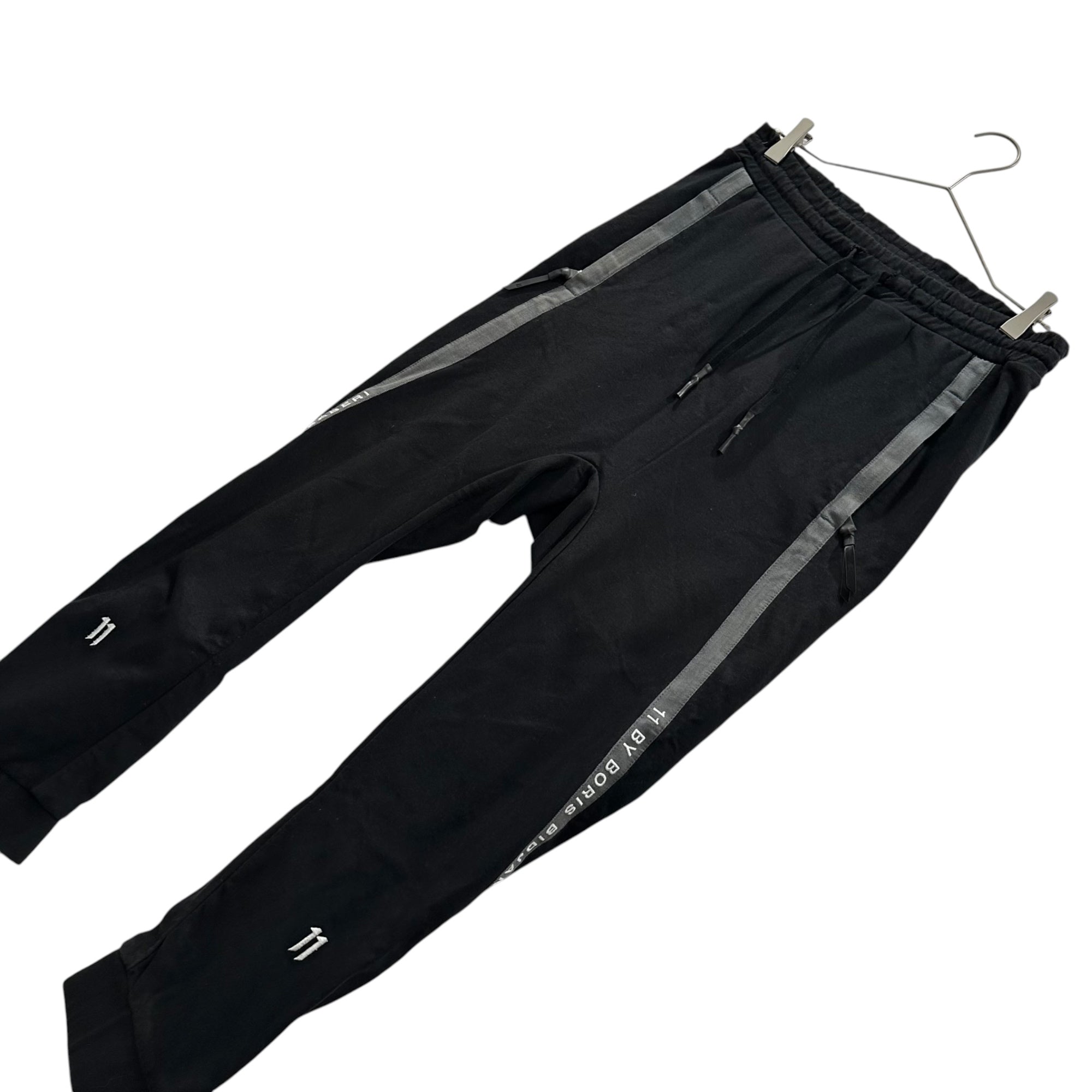 11 BY BORIS BIDJAN SABERI(イレブン バイ ボリス ビジャン サベリ) Side-Line Jogger Sweatpants サイドライン スウェット ジョガー パンツ ブラック