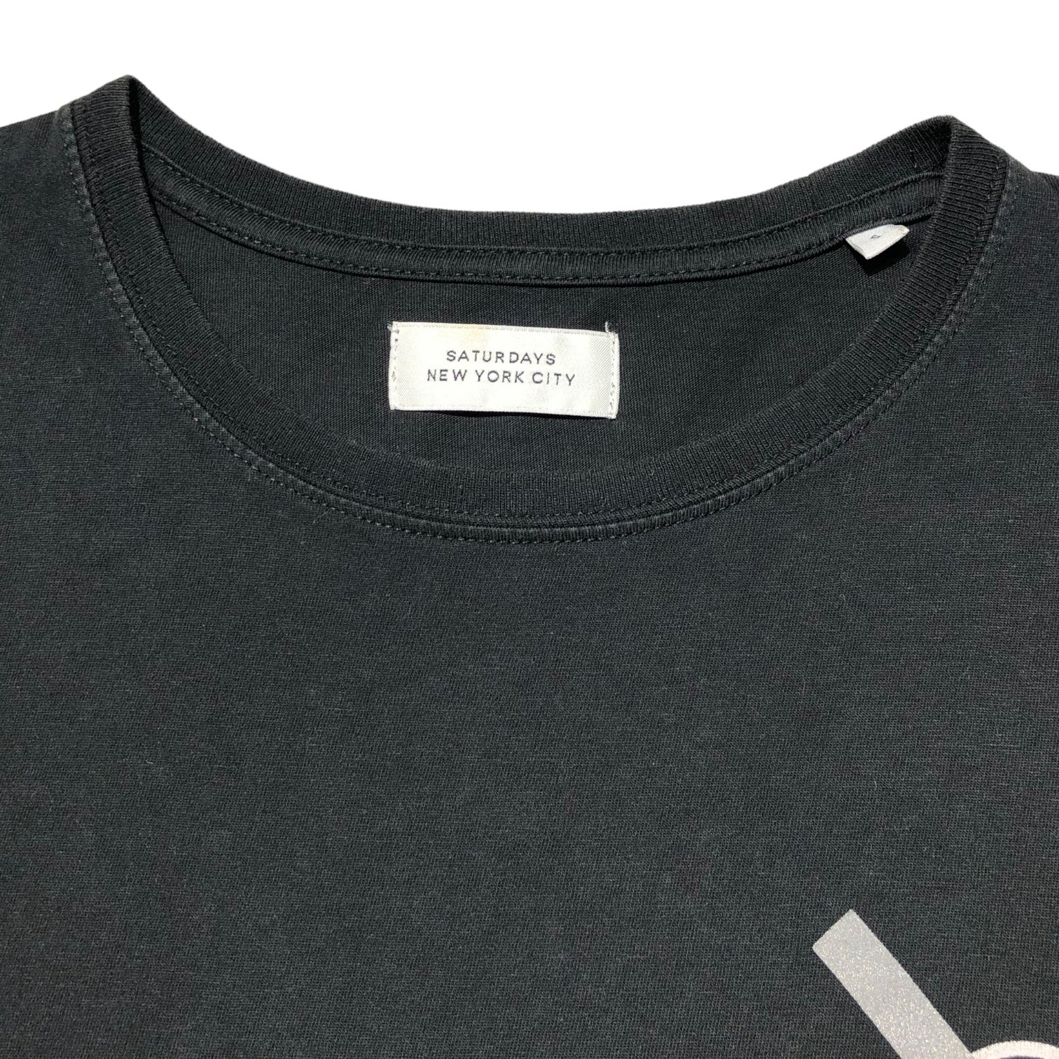 SATURDAYS SURF NYC(サタデーズサーフ) ×fragment design ×フラグメントデザイン ロゴグラフィック 半袖Tシャツ S ブラック