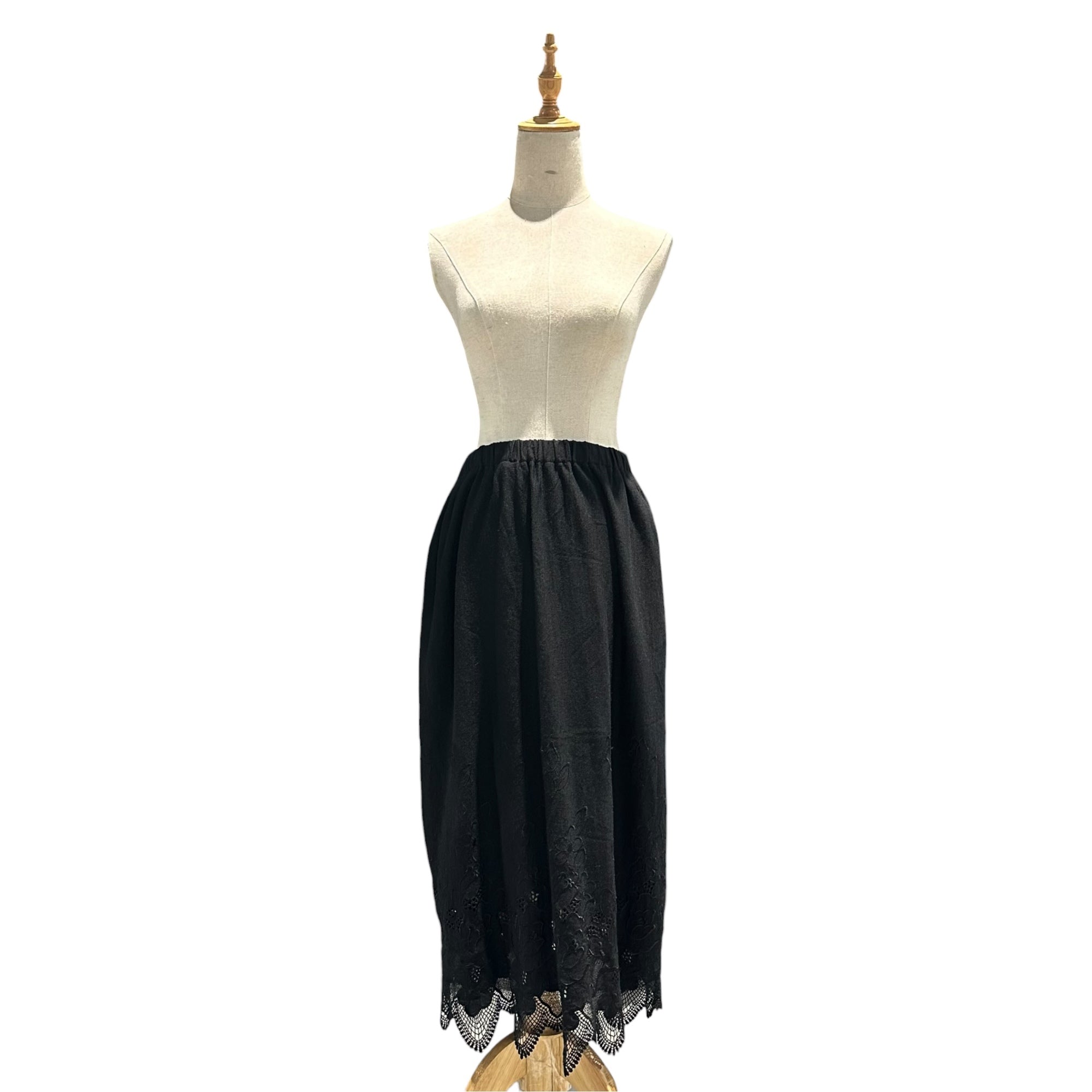 robe de chambre COMME des GARCONS(ローブドシャンブルコムデギャルソン) 2001AW Botancial Embroidered Easy Wool Skirt ボタニカル 刺繍 イージー ウール スカート RC-T005 FREE ブラック AD2001