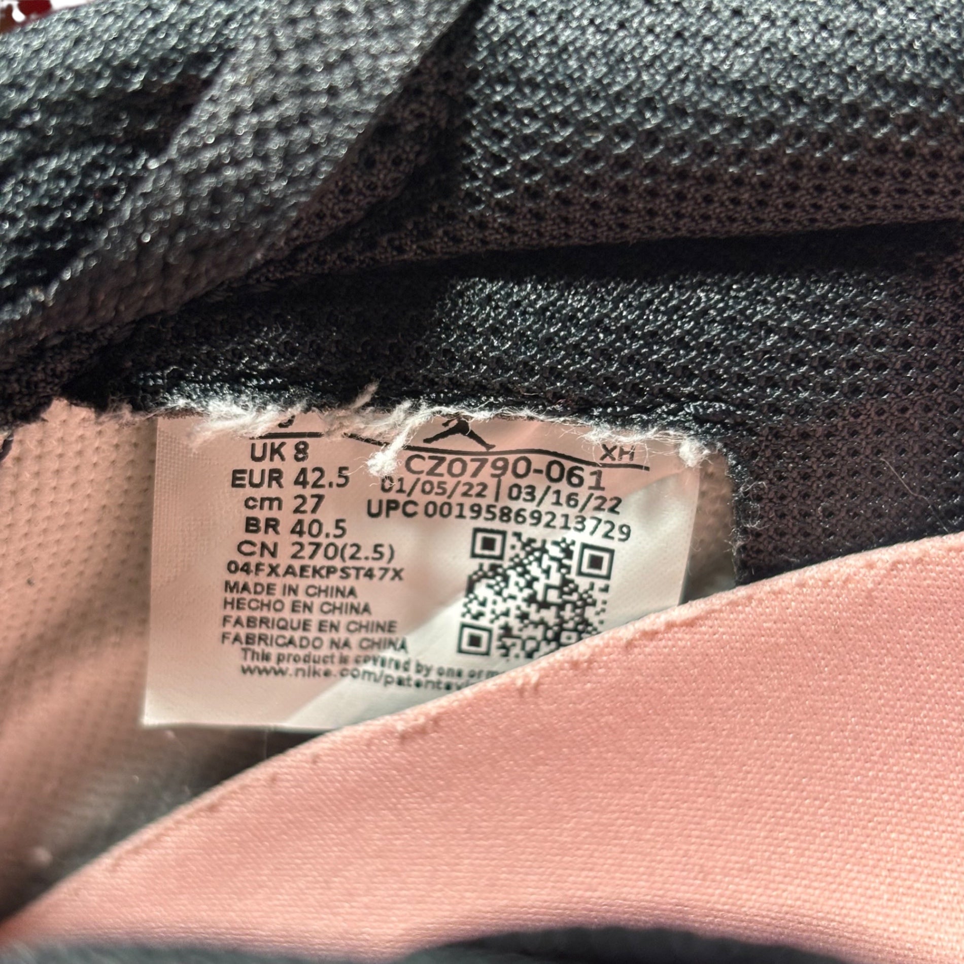 NIKE(ナイキ) Air Jordan 1 Low OG "Bleached Coral" エアジョーダン1 ロー OG ブリーチド コーラル CZ0790-061 27cm ピンク×ブラック スニーカー