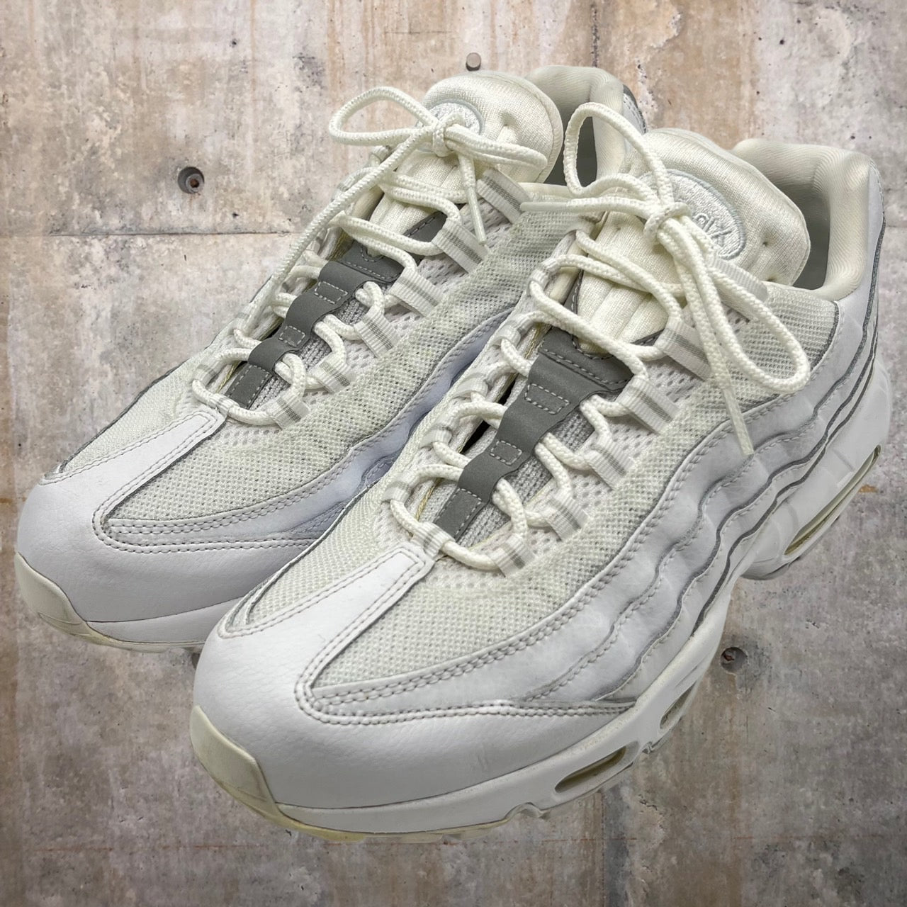 NIKE(ナイキ) AIR MAX 95 ESSENTIAL/エアマックス95/ローカットスニーカー AT9865-100 28.5cm ホワイト