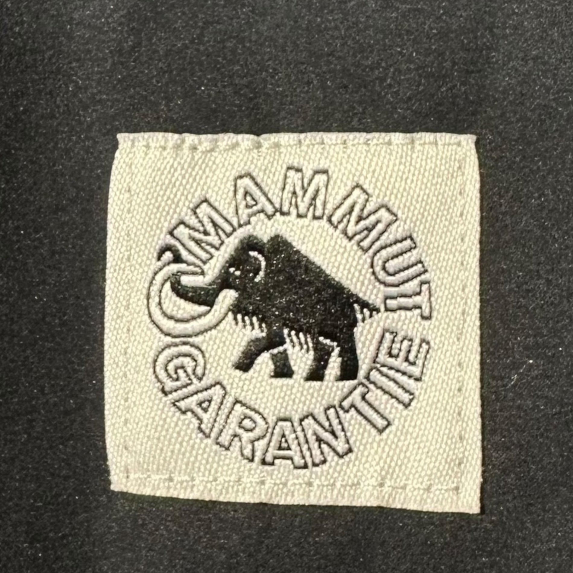 MAMMUT(マムート) 25SS GRANITE SO Hooded Jacket AF Men グラナイト SO フーデッド ジャケット AF 1011-00323 L ブラック 参考定価19,000円+税