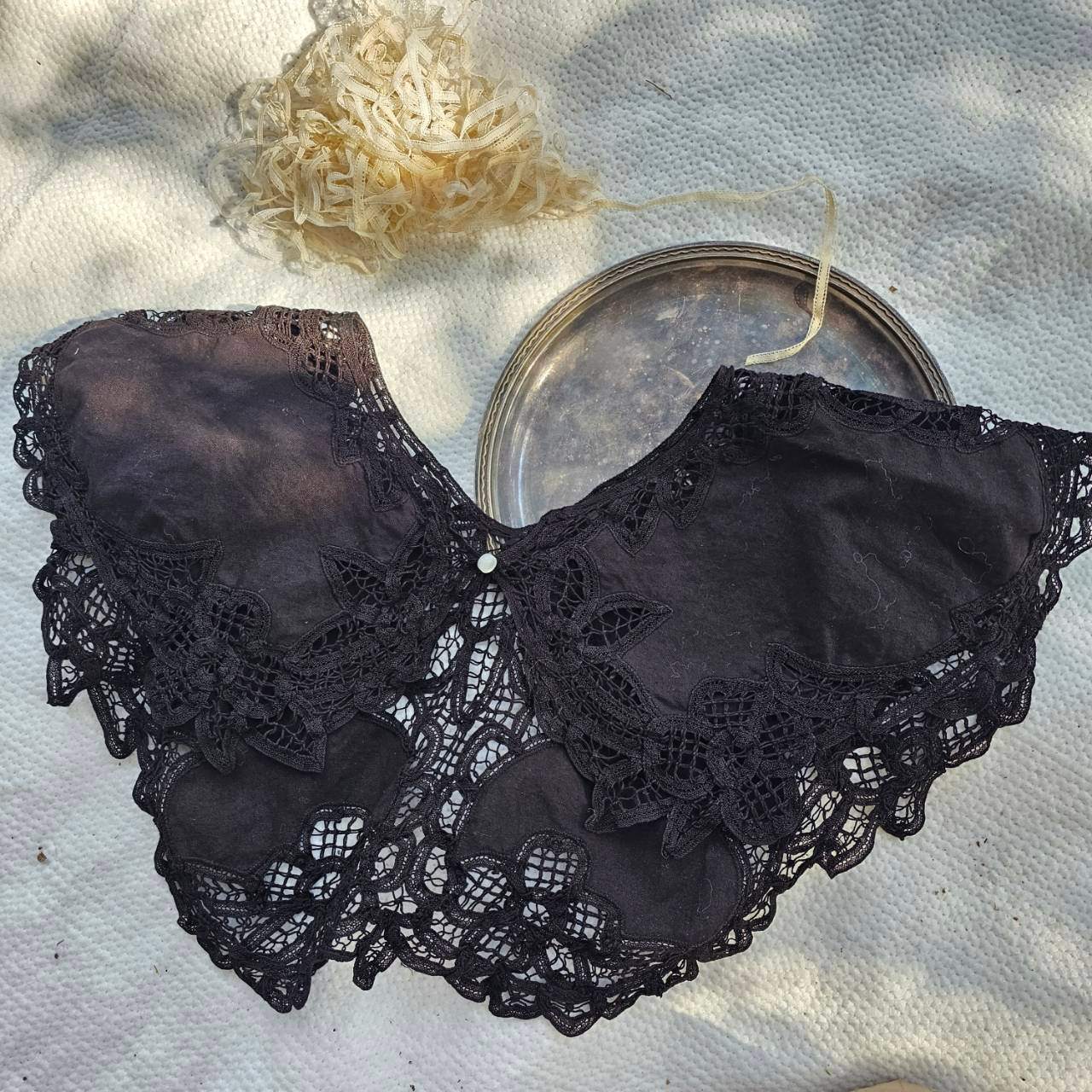 Euro vintage(ヨーロッパヴィンテージ) big batten lace collar バテンレースの大きなバテンレースのつけ襟 未使用に近い/後染め加工 ブラック