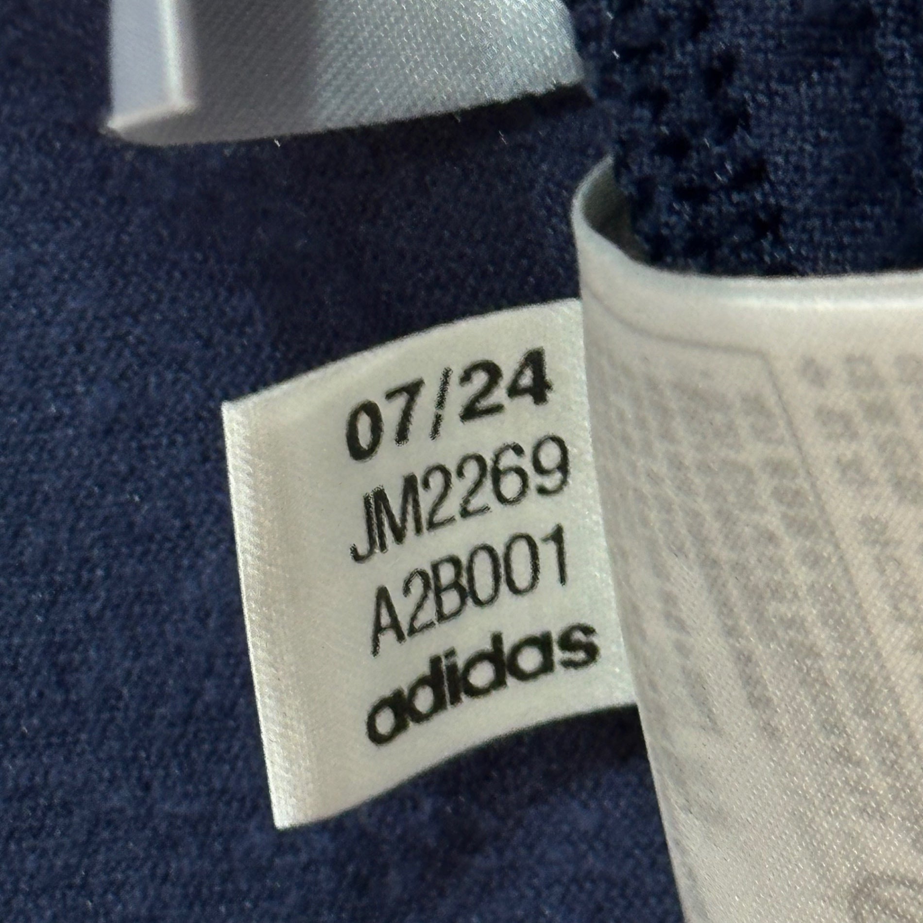 adidas(アディダス) CLASSIC VELOUR TRACKTOP NIGHT INDIGO クラシック ベロア トラック トップ JM2269 XL ネイビー ジャケット