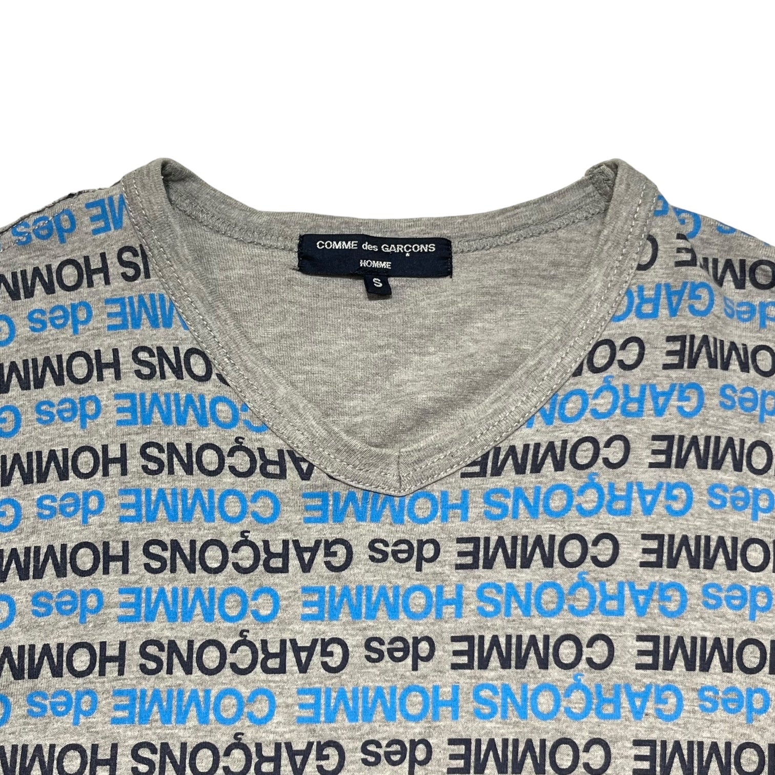 COMME des GARCONS HOMME(コムデギャルソンオム) 13SS Upper body logo T-shirt 上半身 ロゴ Tシャツ HK-T024 S グレー×ブルー AD2012