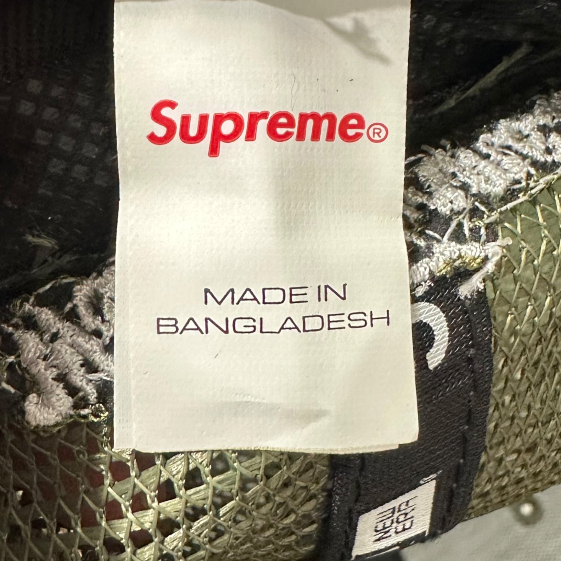 SUPREME(シュプリーム) 2023SS Box Logo Mesh Back New Era Cap ボックス ロゴ メッシュ キャップ オリーブ