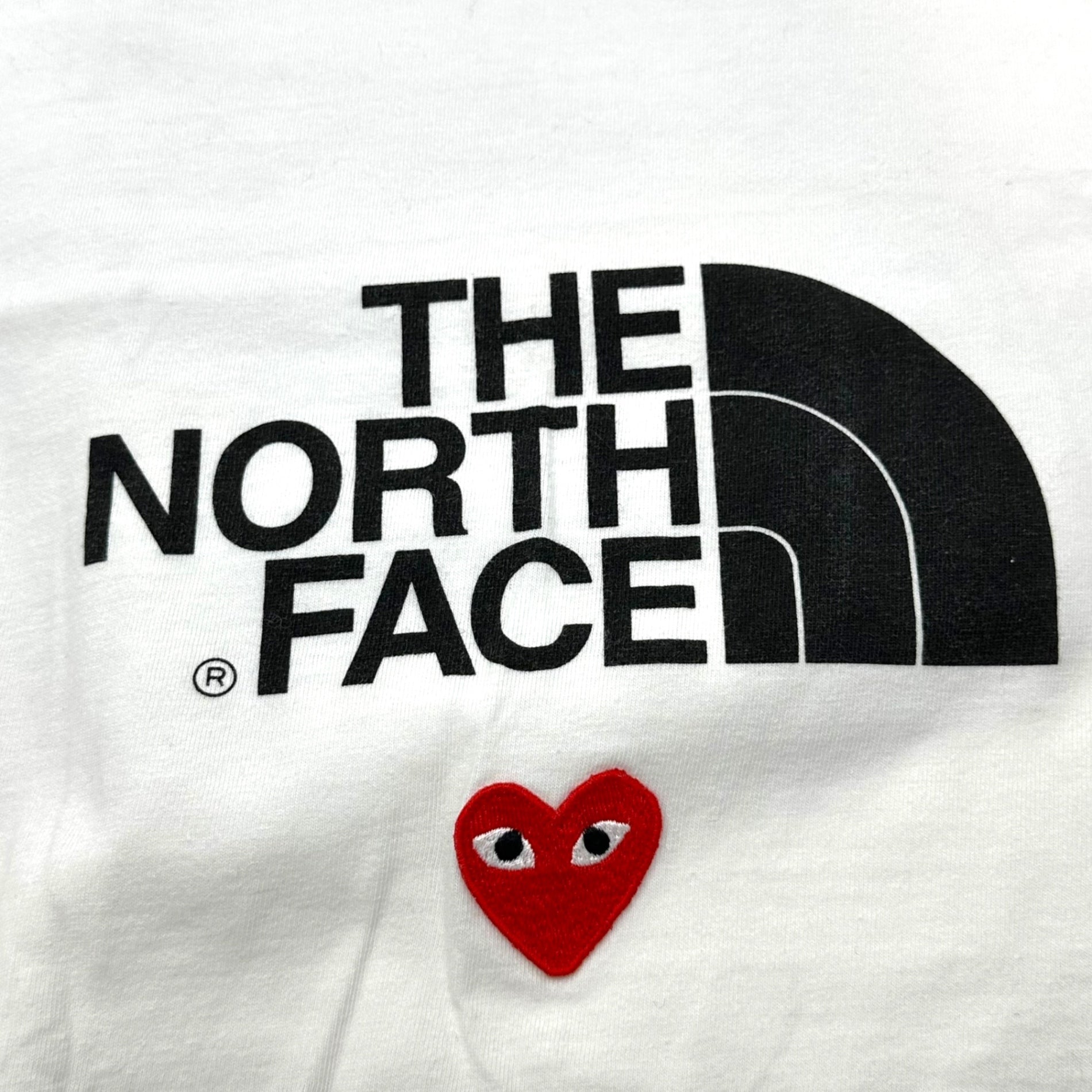 PLAY COMME des GARCONS×THE NORTH FACE(プレイコムデギャルソン×ザノースフェイス) W Name Heart Logo T-Shirt ダブル ネーム ハート ロゴ Tシャツ AE-T202 S ホワイト AD2020