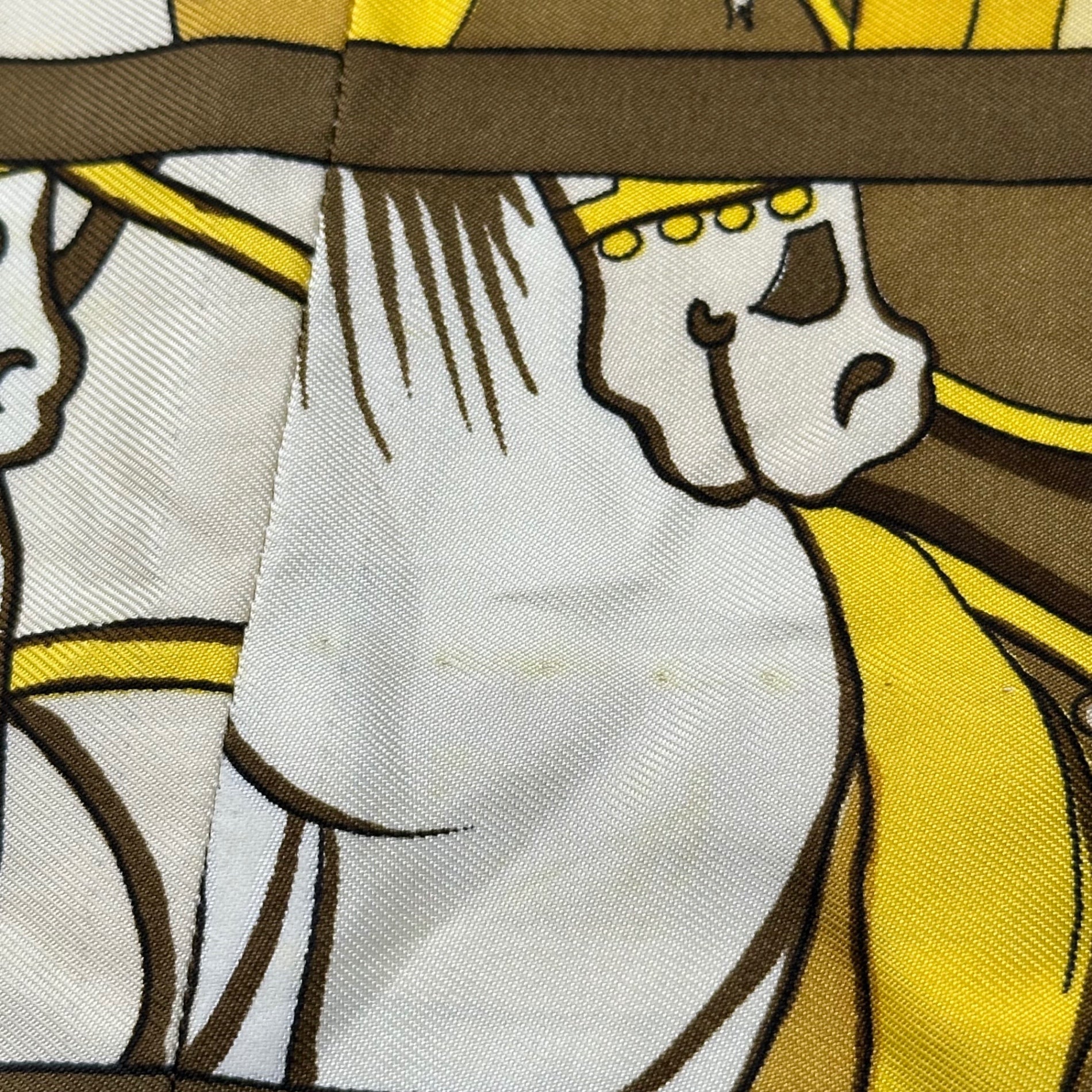 HERMES(エルメス) 1970s–1980s ALI-BABA “Alibaba and the Forty Thieves” Scarf Blouse 70~80年代 アリババ 「アリババと40人の盗賊」 スカーフ ブラウス シャツ 40(L程度) イエロー 1972年誕生の柄 HERMES SPORT レディース合わせ 男性着用可能 ヴィンテージ