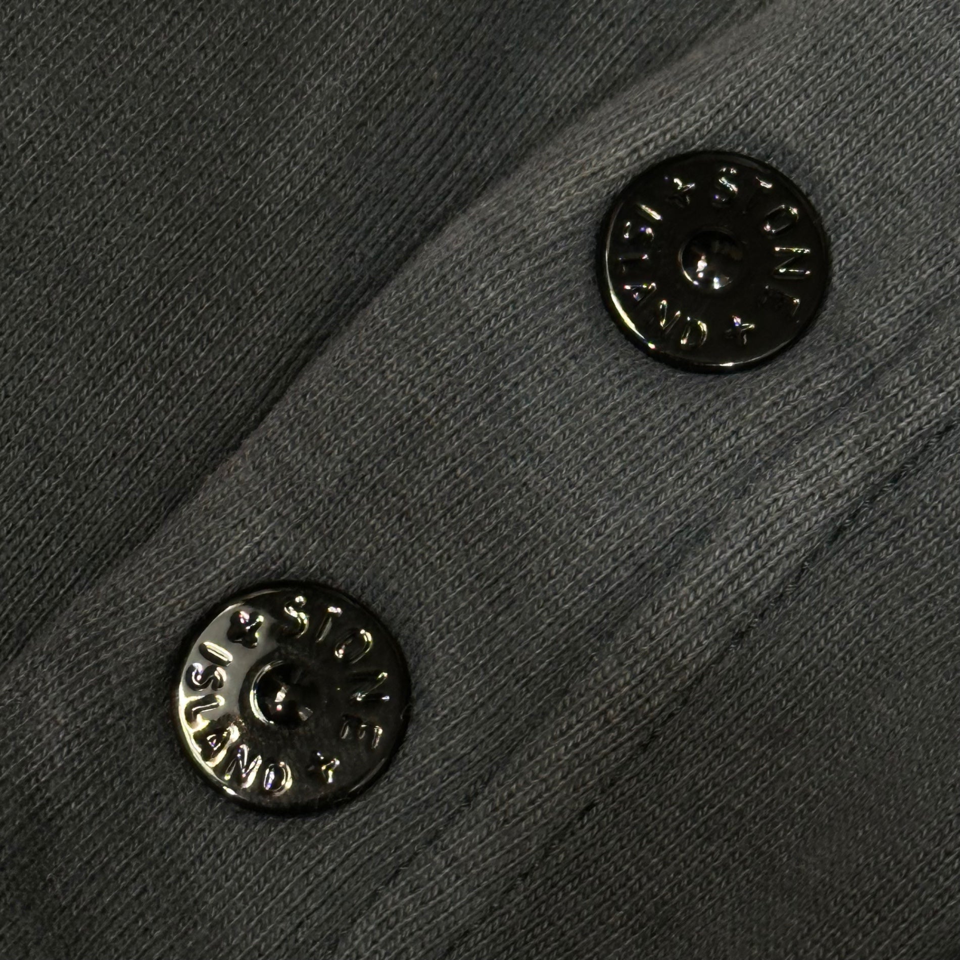 STONE ISLAND(ストーンアイランド) 2023AW Brushed Cotton Pullover Hoodie 裏毛 コットン プルオーバー パーカー 791561720 L グレー