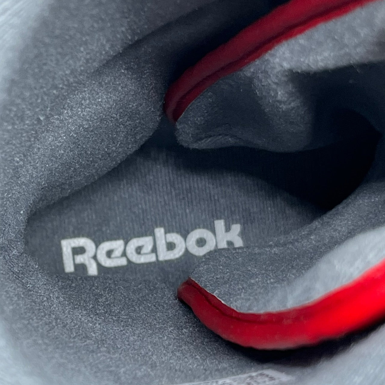 Reebok(リーボック) ALIEN STOMPER HI/エイリアンスタンパーハイ/ハイカットスニーカー/エイリアン2 M49096 27cm ホワイト×レッド×グレー EXCELLENT RED/SNOWY GREY 世界426足限定品