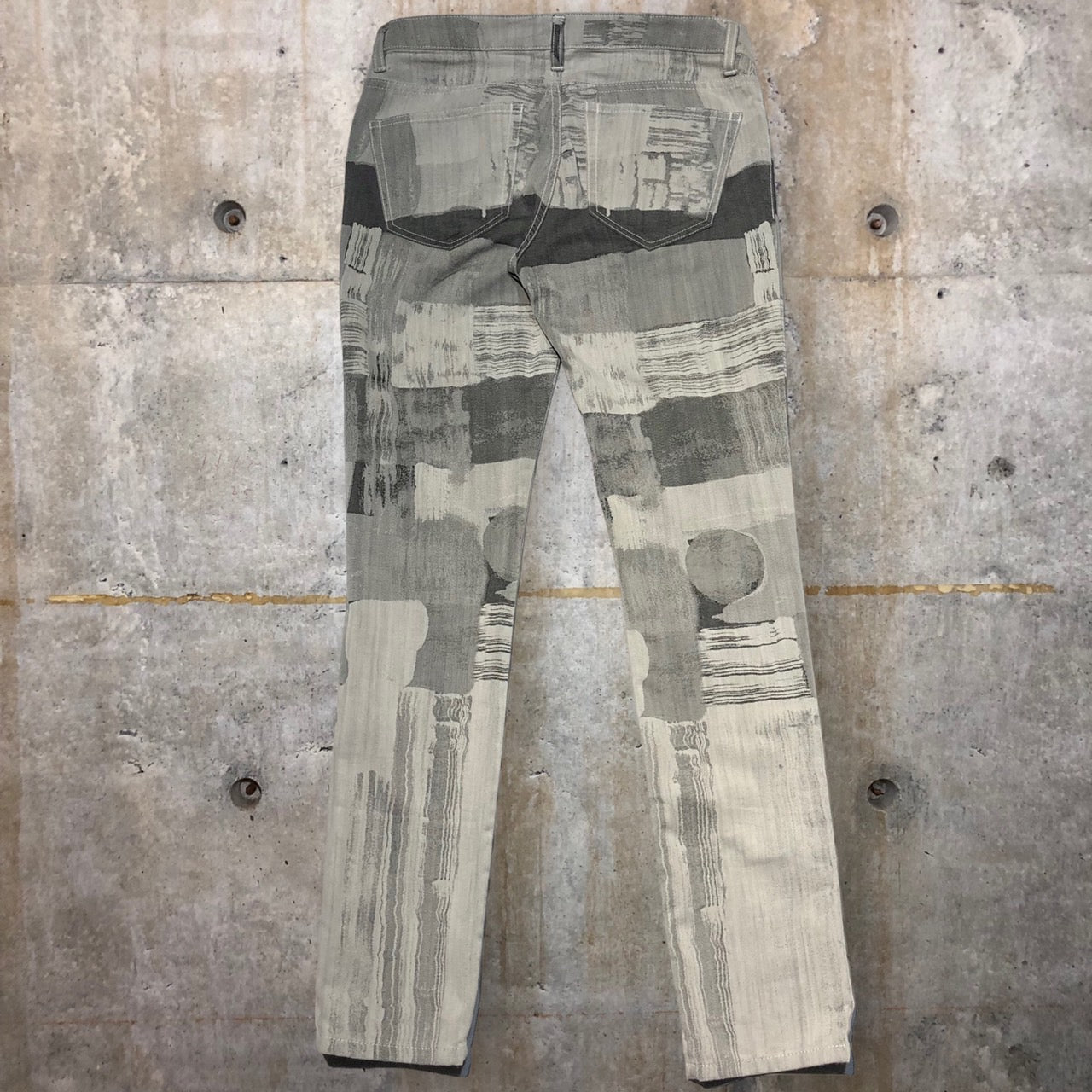 ISSEY MIYAKE(イッセイミヤケ) 水墨画デザインストレッチデニム IM31FF033 1(Sサイズ程度) グレー