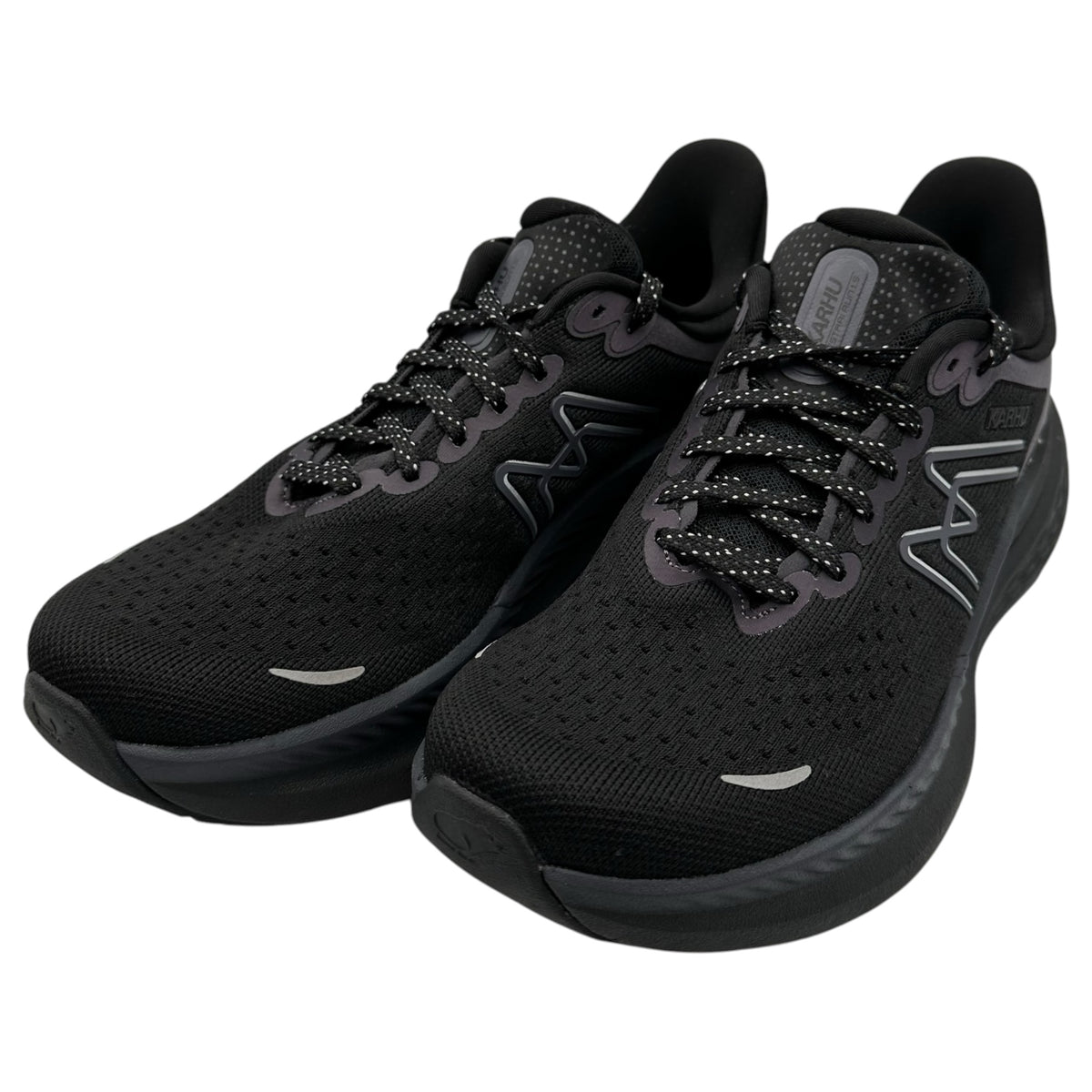KARHU(カルフ) Mestari Run 1.5 メスタリラン 1.5 F105010 27cm ブラック スニーカー