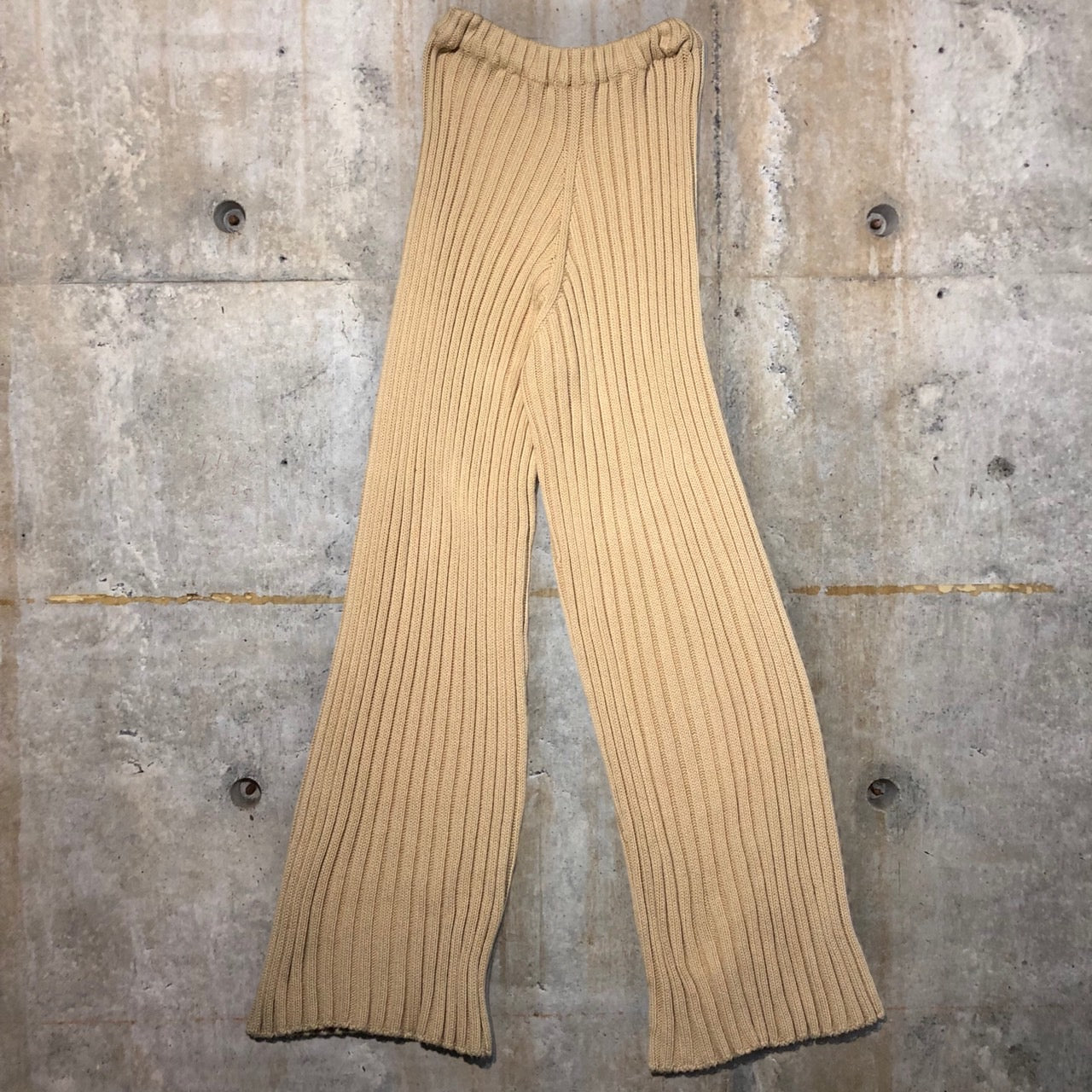 BASERANGE(ベースレンジ) リブコットンプリーツパンツ S ベージュ