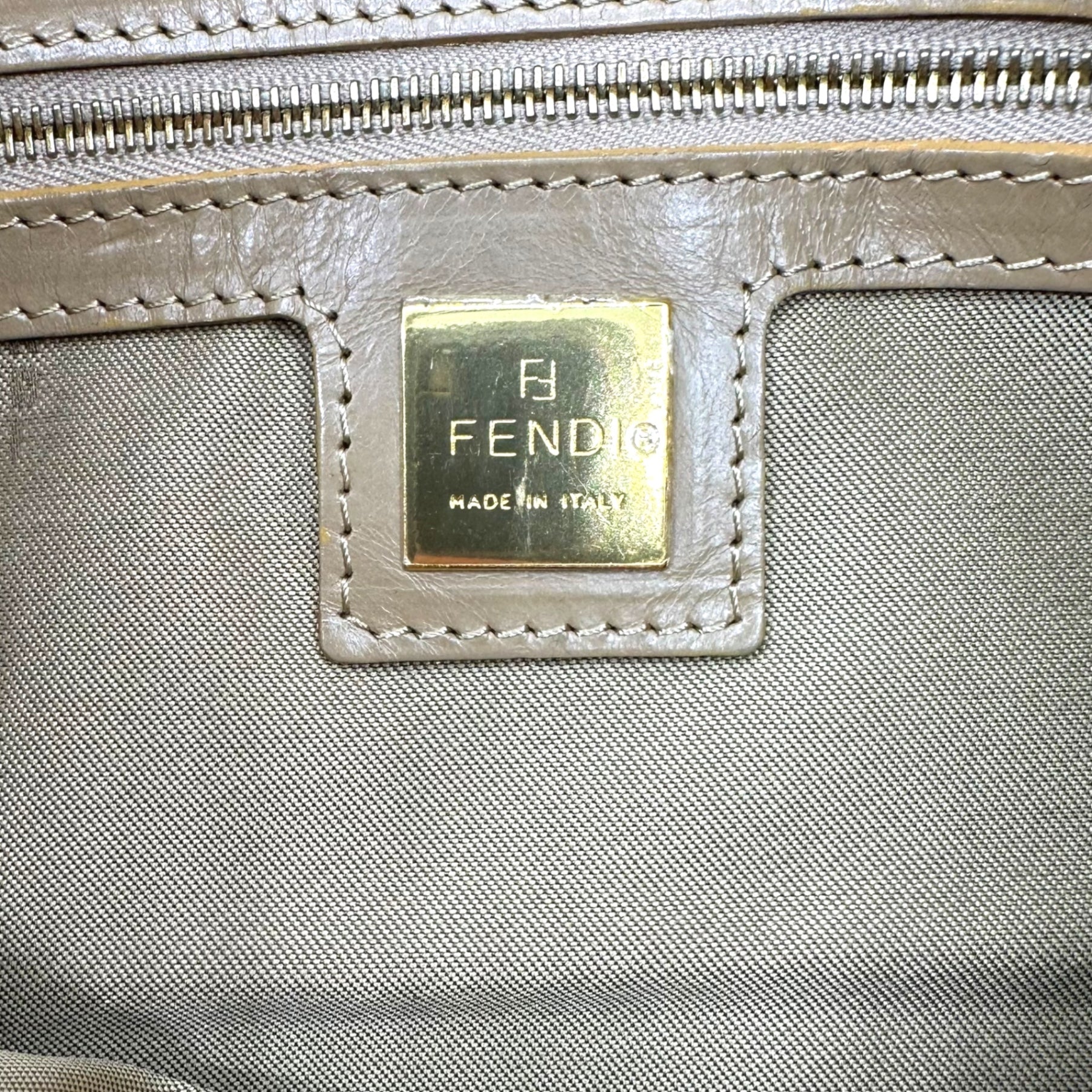 FENDI(フェンディ) Zucchino Enamel Mamma Bucket ズッキーノ エナメル マンマバケット オレンジ ハンド バッグ 肩掛け ワンショルダー ズッカ ヴィンテージ OLD