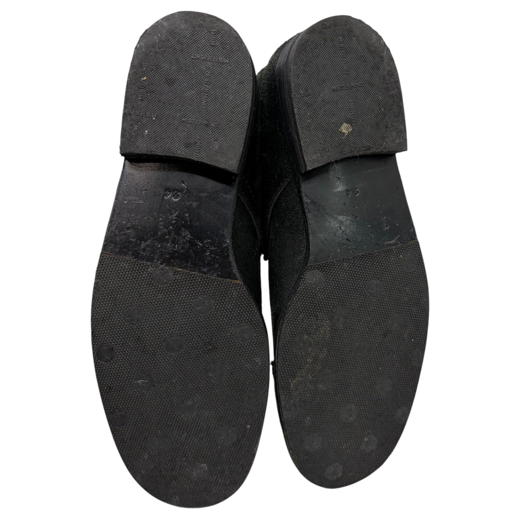 tricot COMME des GARCONS(トリココムデギャルソン) Medallion Straight-Tip Suede Chukka Boots メダリオン ストレート チップ スウェード チャッカ ブーツ 24cm ブラック レザー シューズ