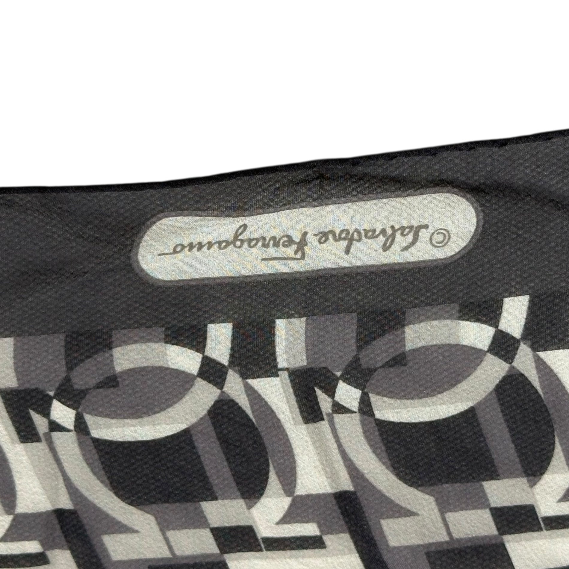 Salvatore Ferragamo(サルヴァトーレフェラガモ) Logo silk scarf ロゴ シルク スカーフ グレー