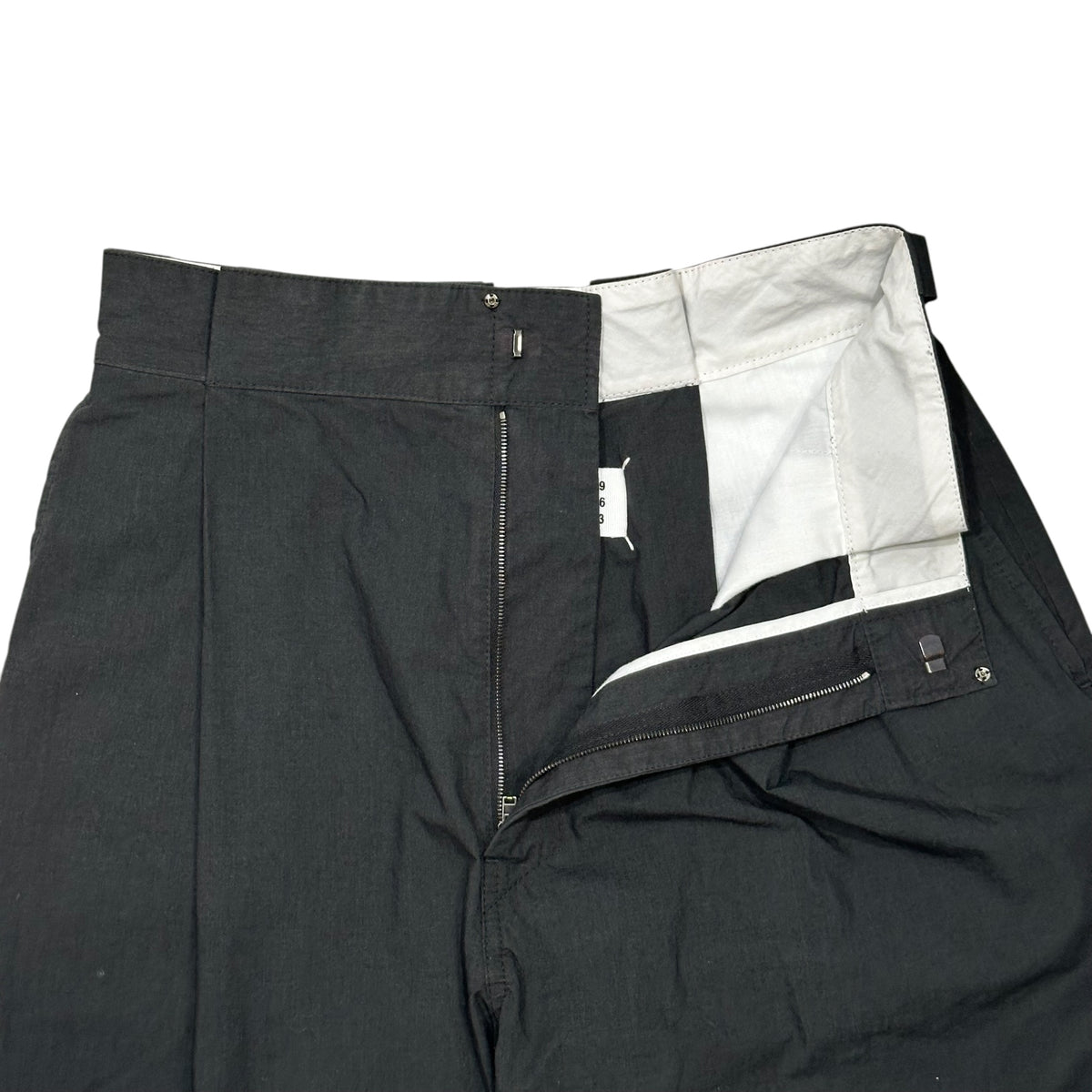 MAISON MARGIELA(メゾンマルジェラ) 2025SS Wide-leg Pleated Trousers プリーツ タック ワイド パンツ S51KA0601 36 ブラック バギー
