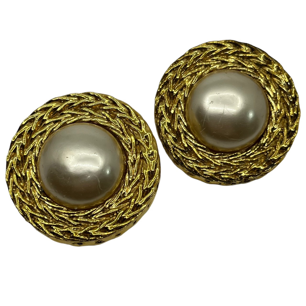 CHANEL(シャネル) 1990's vintage pearl gold earrings/ヴィンテージビッグパールゴールドイヤリング ゴールド  刻印2 5　ヴィクトワール・ドゥ・カステラーヌののデザイン