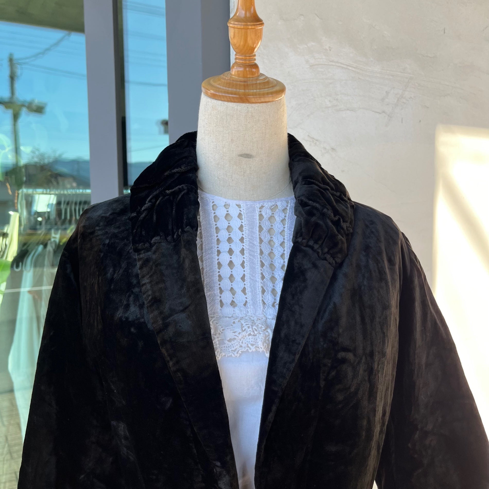 Euro Vintage(ヨーロッパヴィンテージ) Hida_00'~20's classic short velvet jacket/クラシカルショートベルベットジャケット 表記なし(Mサイズ程度) ブラック