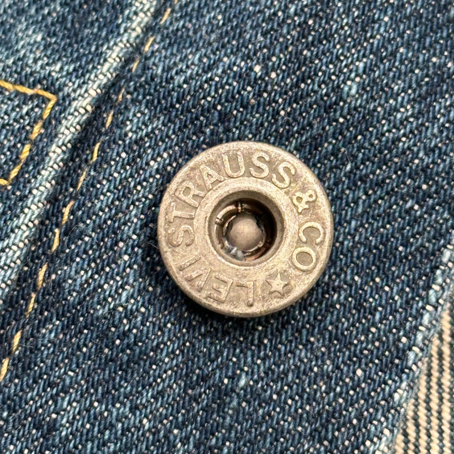 Levi's(リーバイス) 90's 1st WW2 71506 XX 大戦モデル 復刻 デニム ジャケット 71506 XX 40 インディゴ 1993年製造 90年代 日本製 ヴィンテージ
