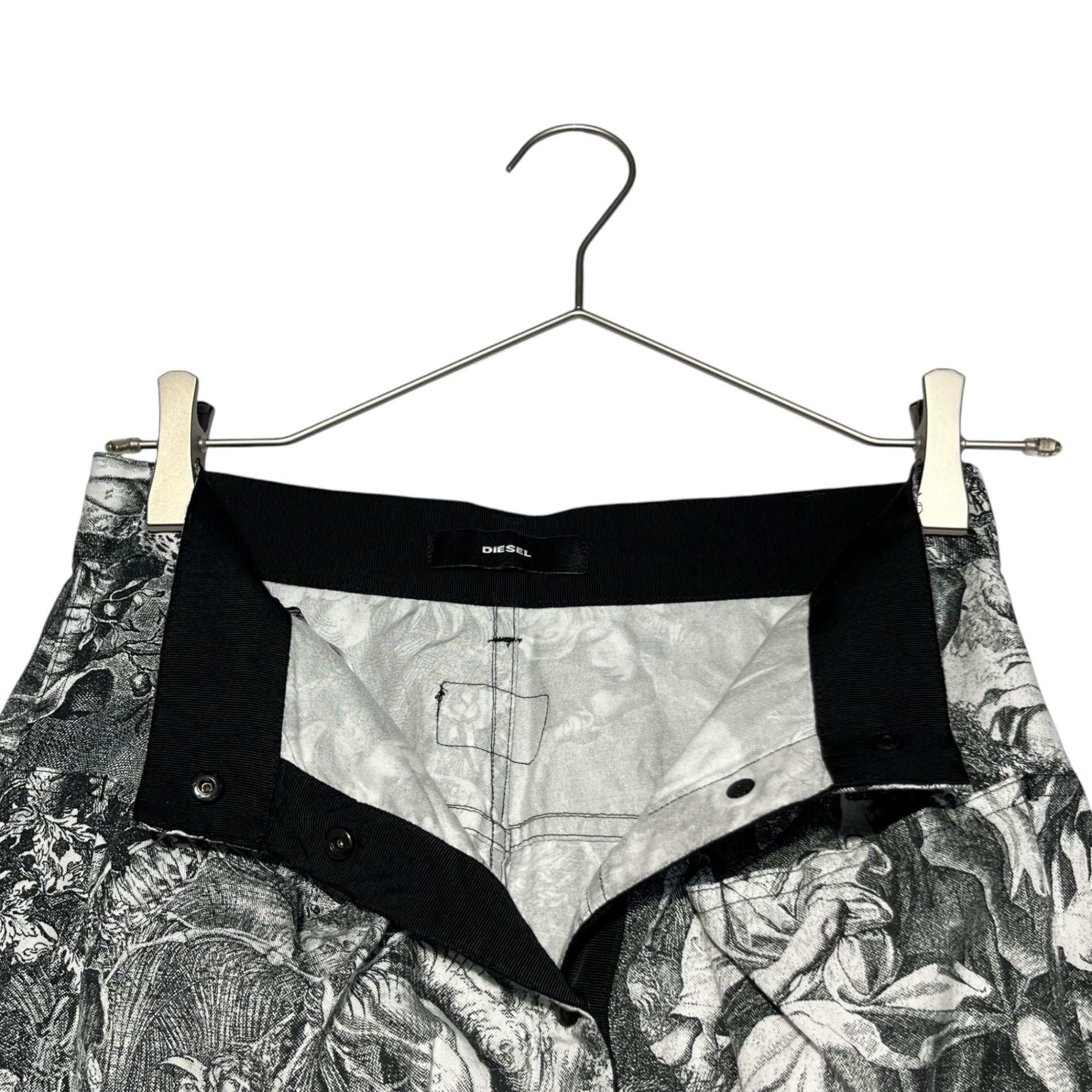 DIESEL(ディーゼル) Skull Maria print wrap skirt スカル マリア プリント ラップスカート 24 ホワイト×ブラック