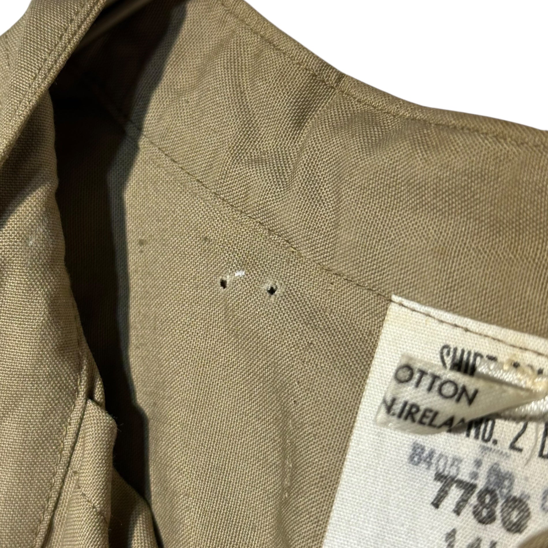 British Army(イギリス軍) 60's ~ 70's C.W.S. Officer Shirt オフィサー シャツ 14 1/2 カーキ ヴィンテージ 古着 ミリタリー バンドカラー 推定60年代~70年代
