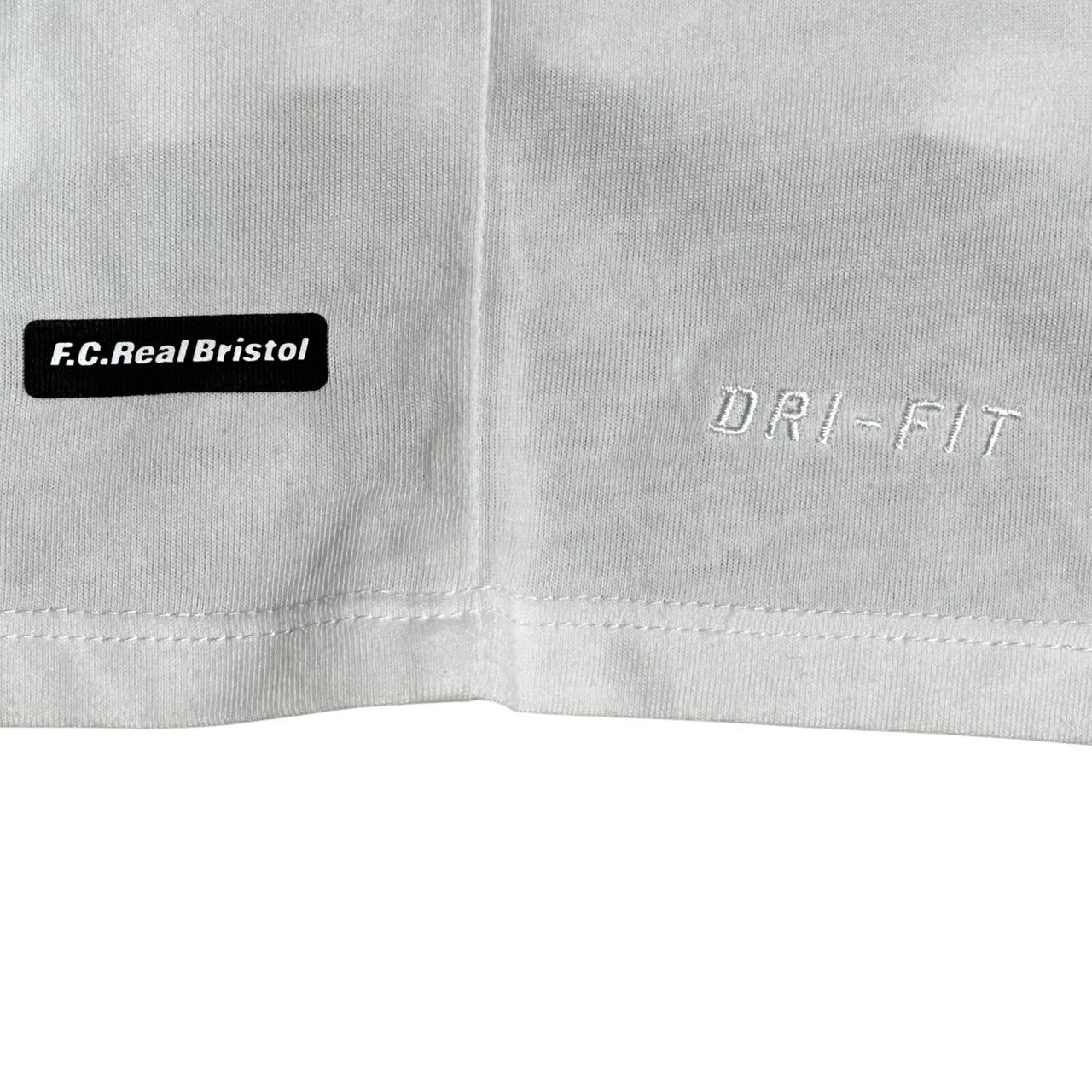 F.C.Real Bristol FCRB(エフシーレアルブリストル) LOGO S/S TEE ロゴ プリント 半袖 Tシャツ 823131-100 S ホワイト NIKE
