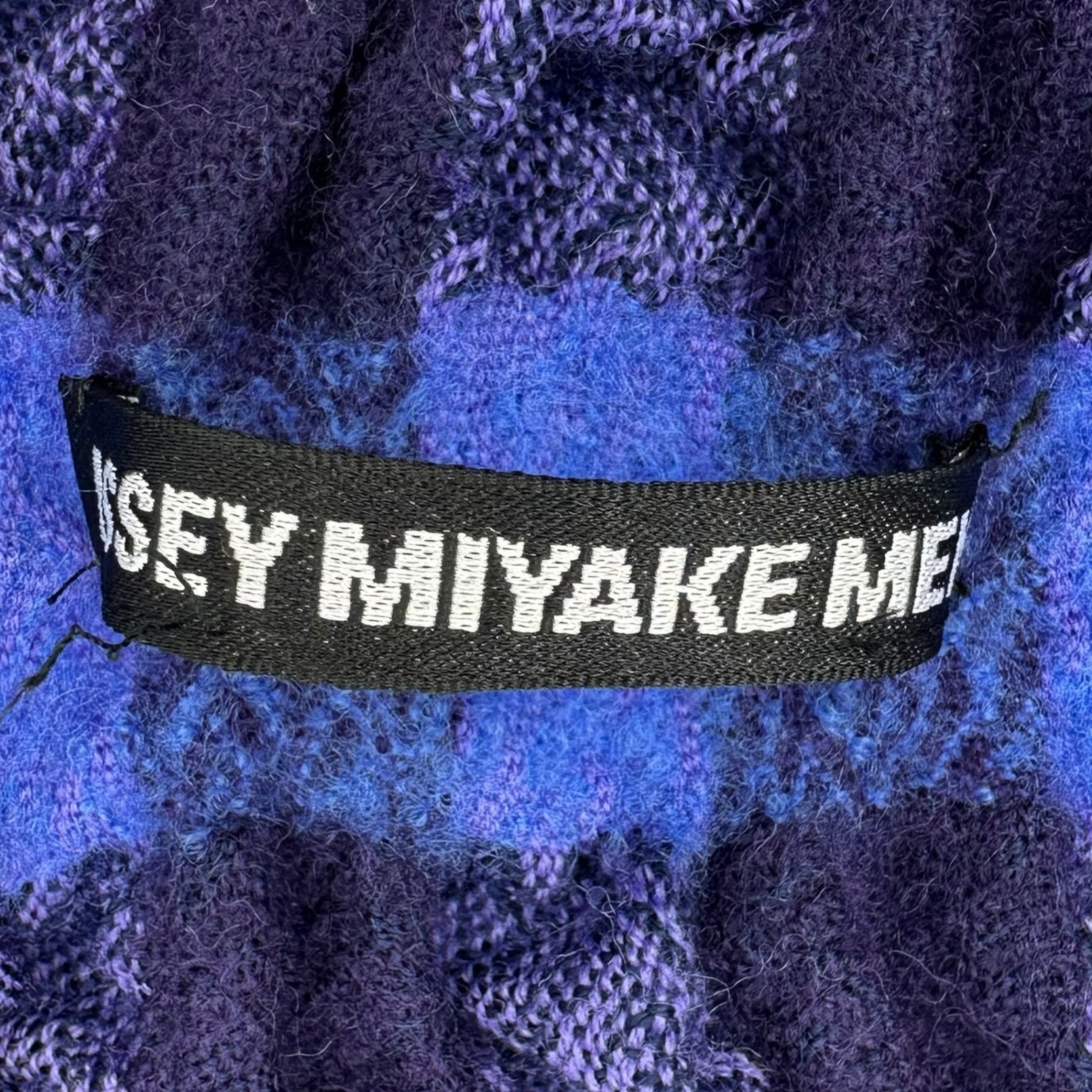 ISSEY MIYAKE MEN(イッセイミヤケメン) Felted Check Scarf 縮絨 チェック マフラー ブルー×パープル