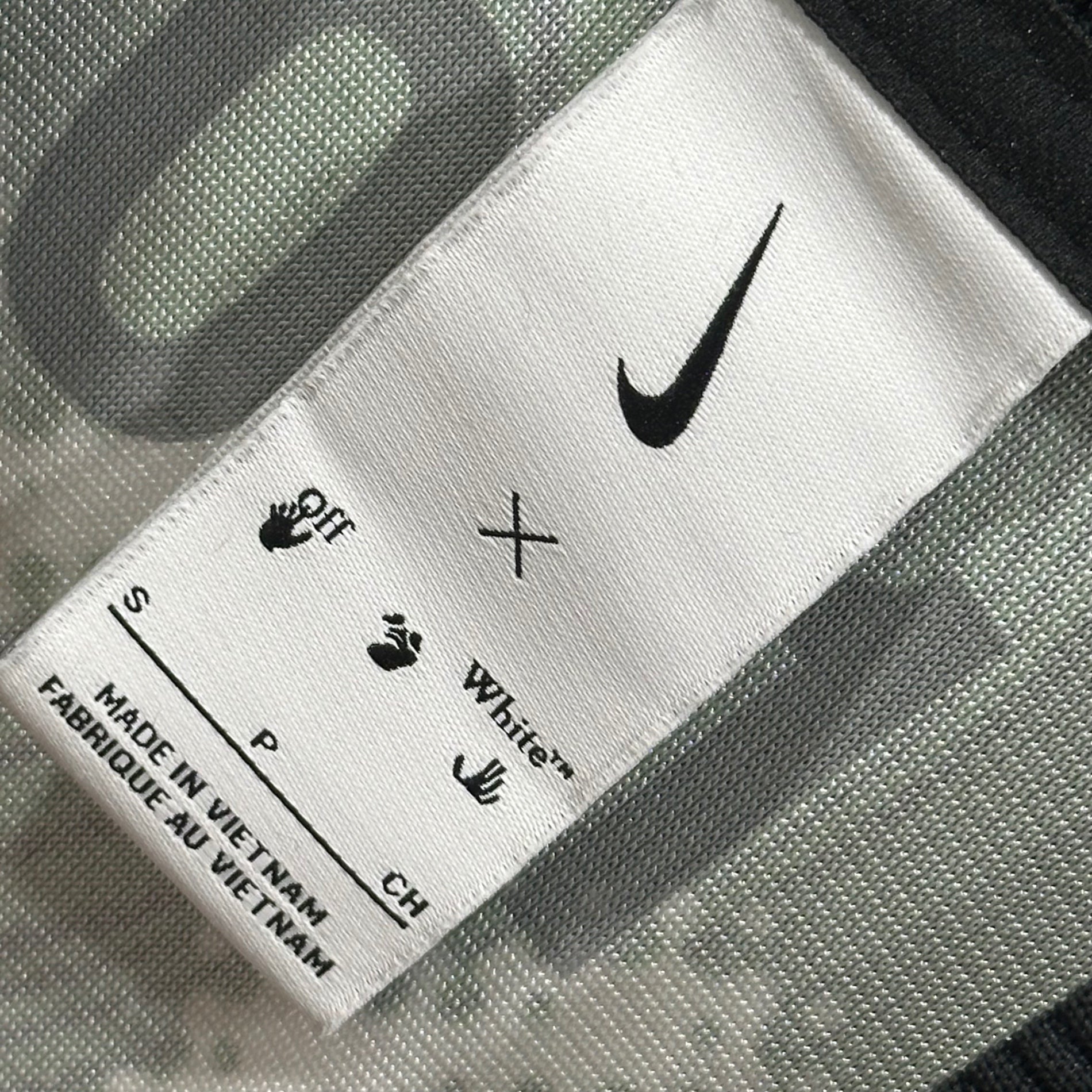 NIKE×Off-White(ナイキ×オフホワイト) Allover Print Jersey オールオーバー プリント ユニフォーム FQ0998-389 S グリーン 長袖 ゲームシャツ