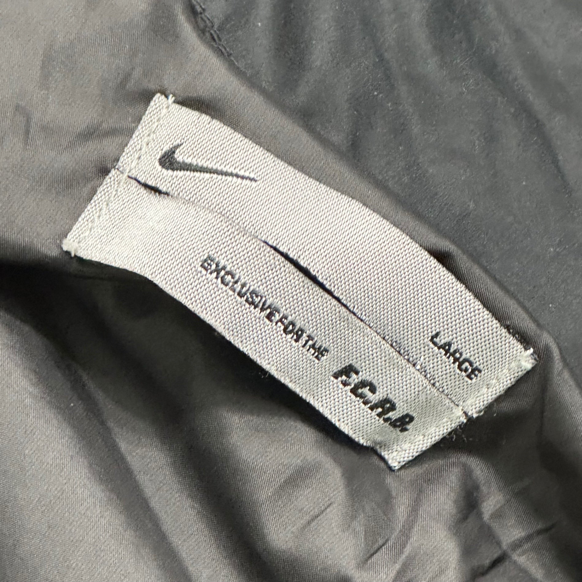 F.C.Real Bristol FCRB(エフシーレアルブリストル) Corduroy and Nylon Blend Mountain Parka コーデュロイ ナイロン 切替 マウンテンパーカー L 18 88 40 F2 SHM L ブラック ジャケット