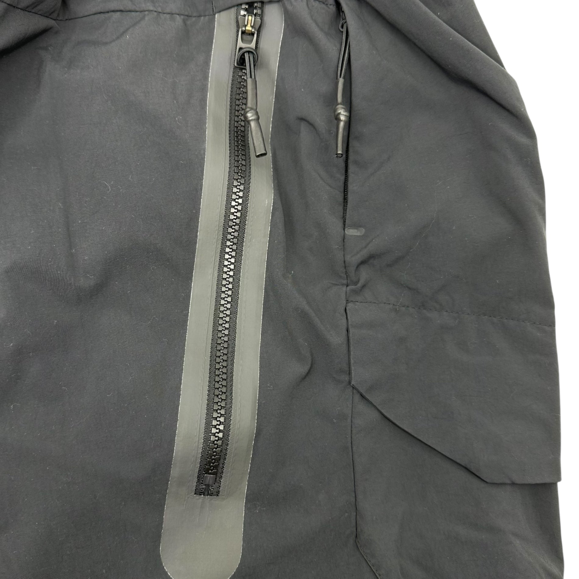 NIKE(ナイキ) NSW TECH PACK WOVEN テックパック ウーブン ナイロン パンツ DM5539-010 S ブラック ジョガー