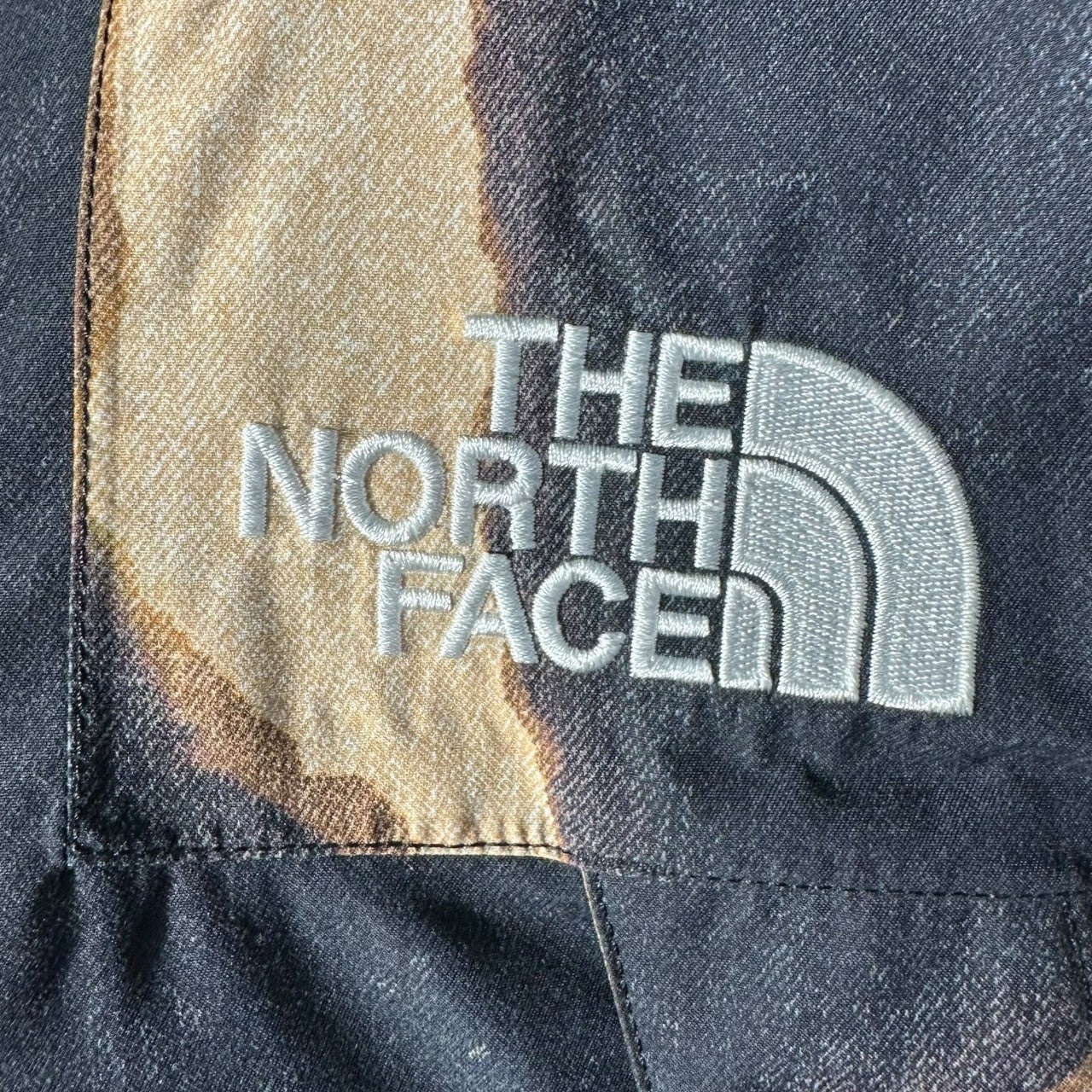 SUPREME(シュプリーム) 21AW×THE NORTH FACE Bleached Denim Print Mountain Jacket ノースフェイス ブリーチデニム マウンテンジャケット パーカー ベージュ NP52100I M ベージュ×ブラック