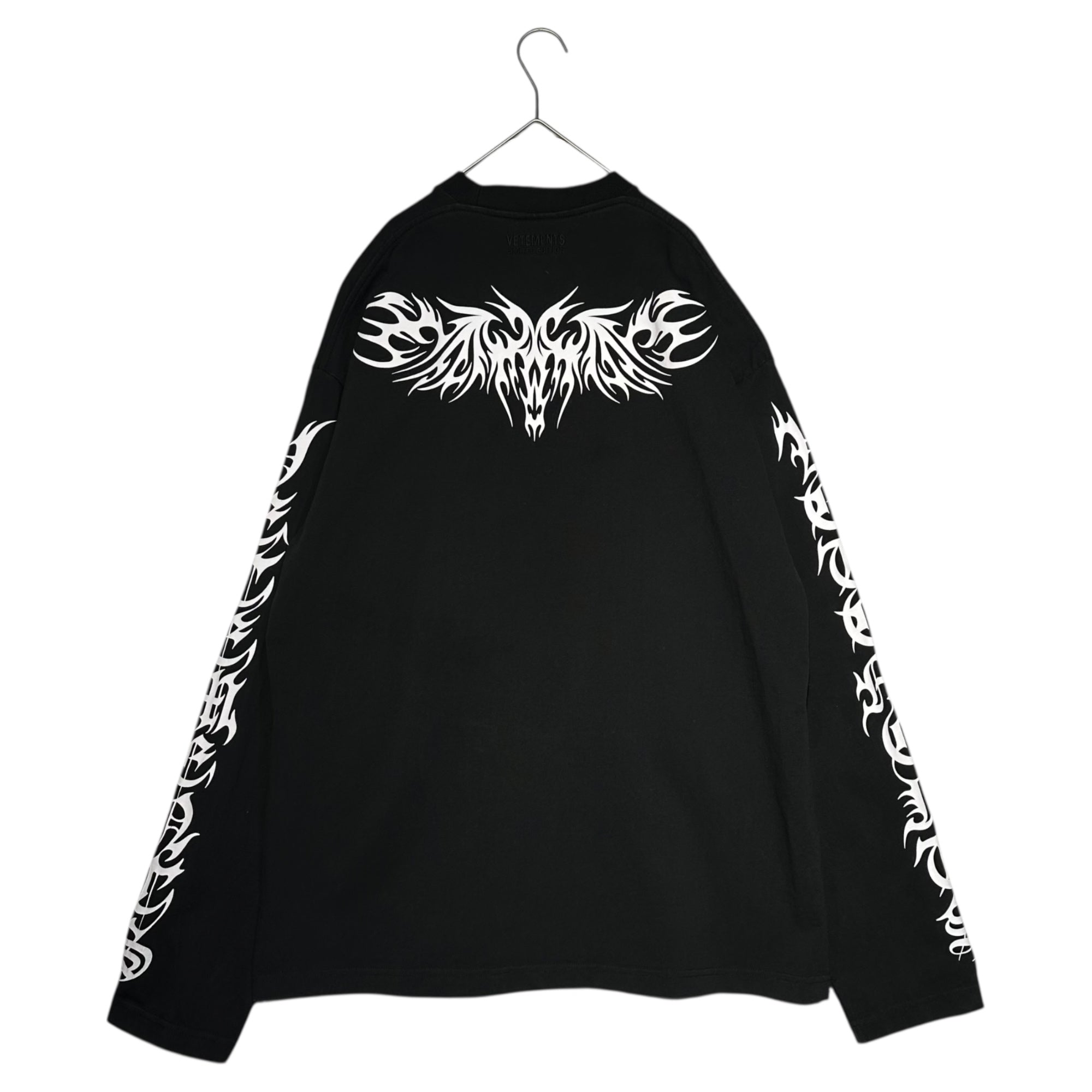 VETEMENTS(ヴェトモンベトモン) 21AW GOTHIC LOGO LONGSLEEVE ゴシック ロゴ 長袖 Tシャツ UA52TR590B M ブラック