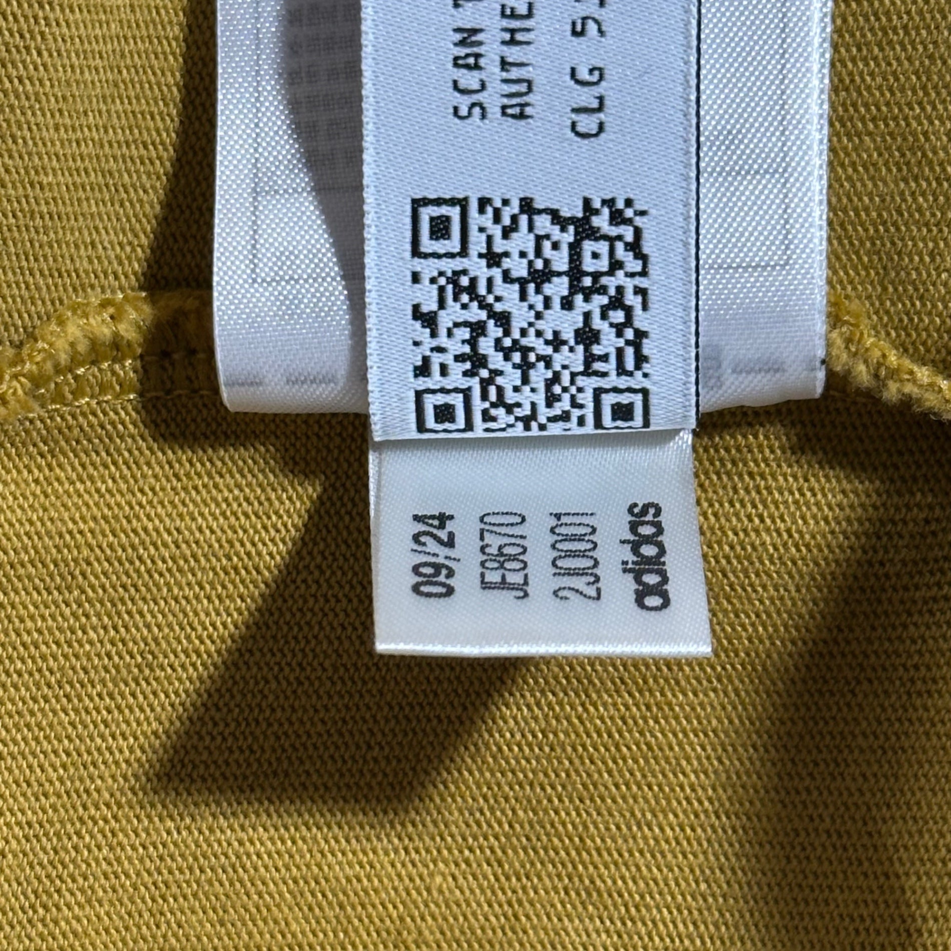 C.P. Company x adidas(シーピーカンパニー × アディダス) CP SPZL POCKET TEE PREBRO スペツィアル ポケット Tシャツ JE8670 JPN3XL マスタード