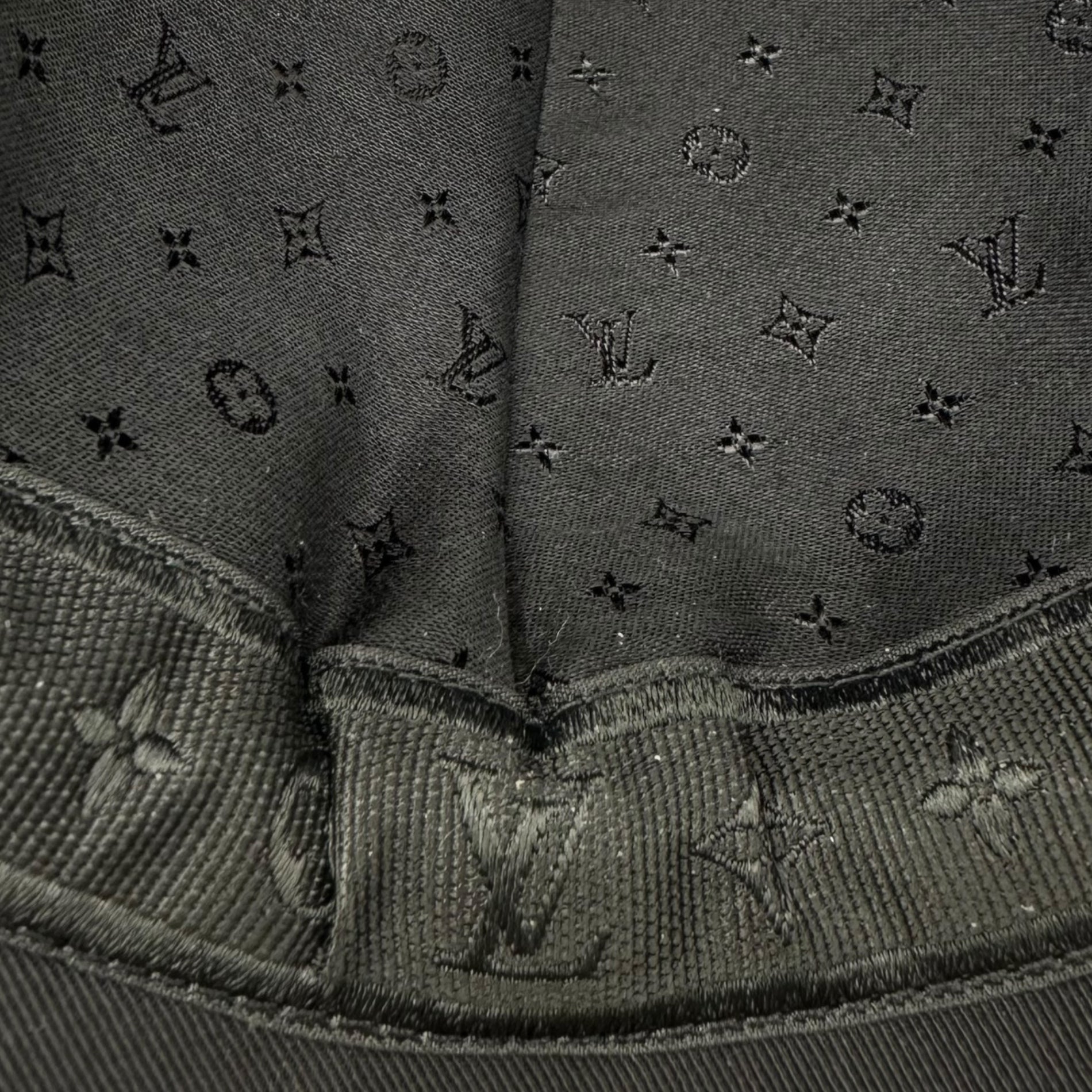 LOUIS VUITTON(ルイヴィトン) Cap LV Fiigramme キャップ LV フィリグラム モノグラム M7293L ブラック AL1254 LVジャパンタグ