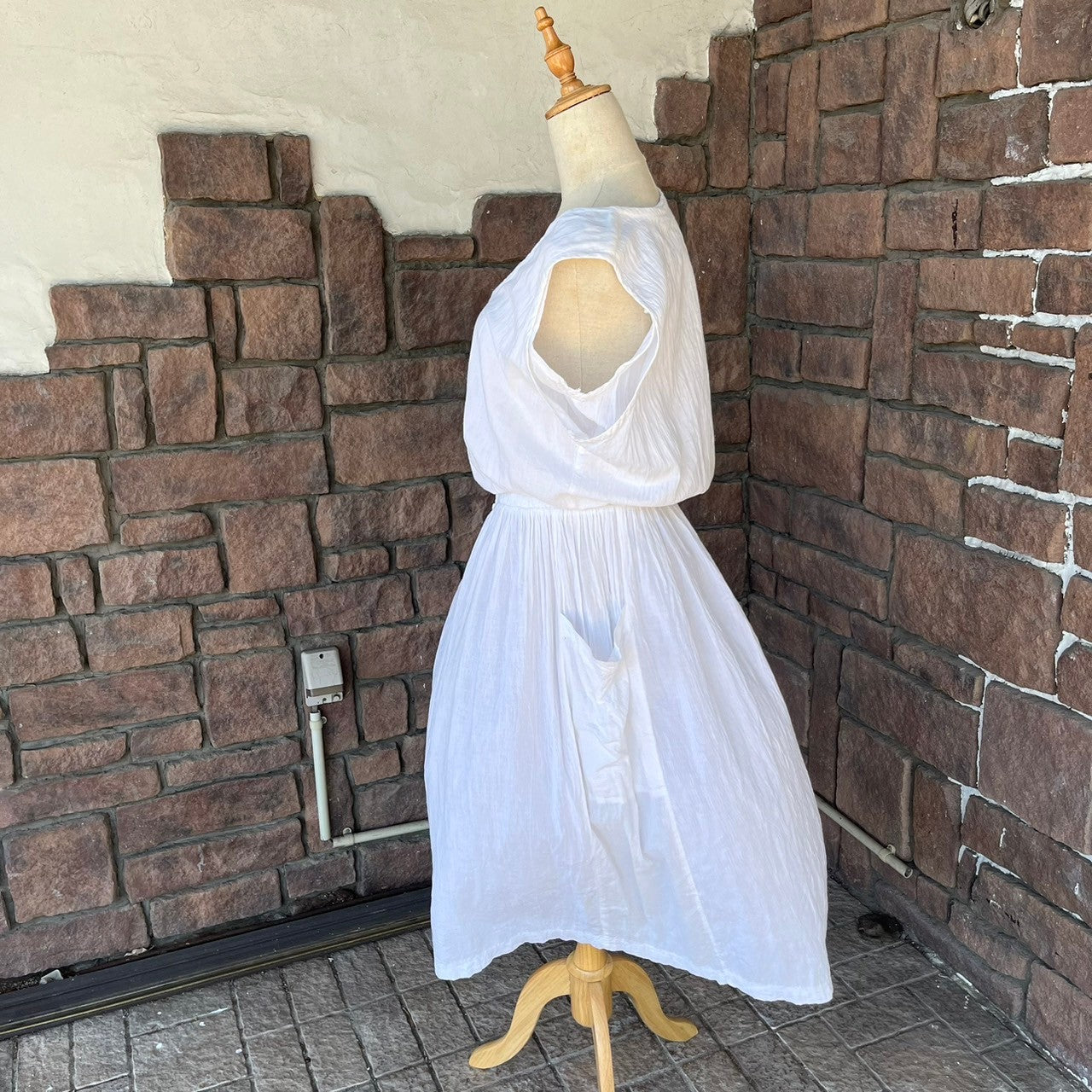 VINTAGE(ヴィンテージ) 70's double cloth nonsleeve onepiece with big pocket ポケット付き二重生地のノースリーブワンピース M~L程度 ホワイト