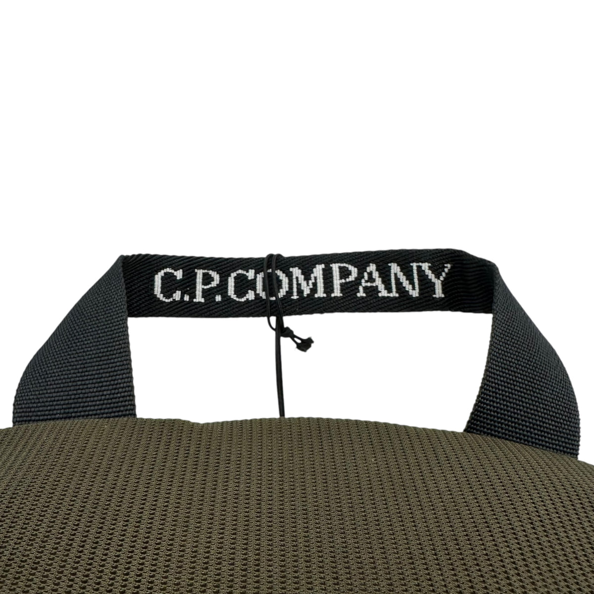 C.P.COMPANY(シーピーカンパニー) 2025SS Plain Paper Touch Waistbag プレーン ペーパー タッチ ウエスト バッグ 18CMAC298A モスグリーン ボディ 斜め掛け ポーチ