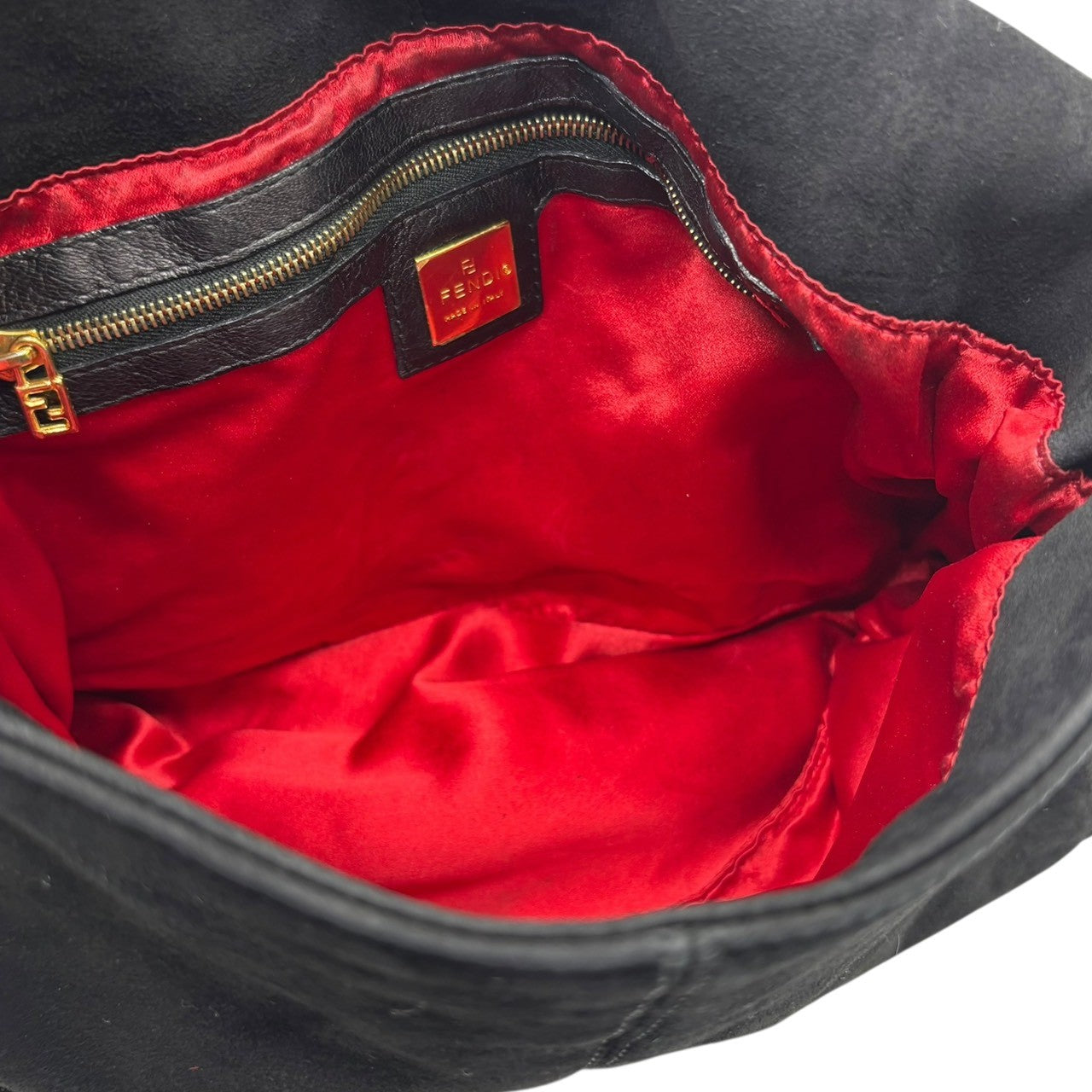 FENDI(フェンディ) Vintage Red glitter finish Suede Mamma Baguette ヴィンテージ 赤 ラメ 加工 スウェード マンマバゲット ショルダーバッグ 2354/26325/009 ブラック×ゴールド×レッド