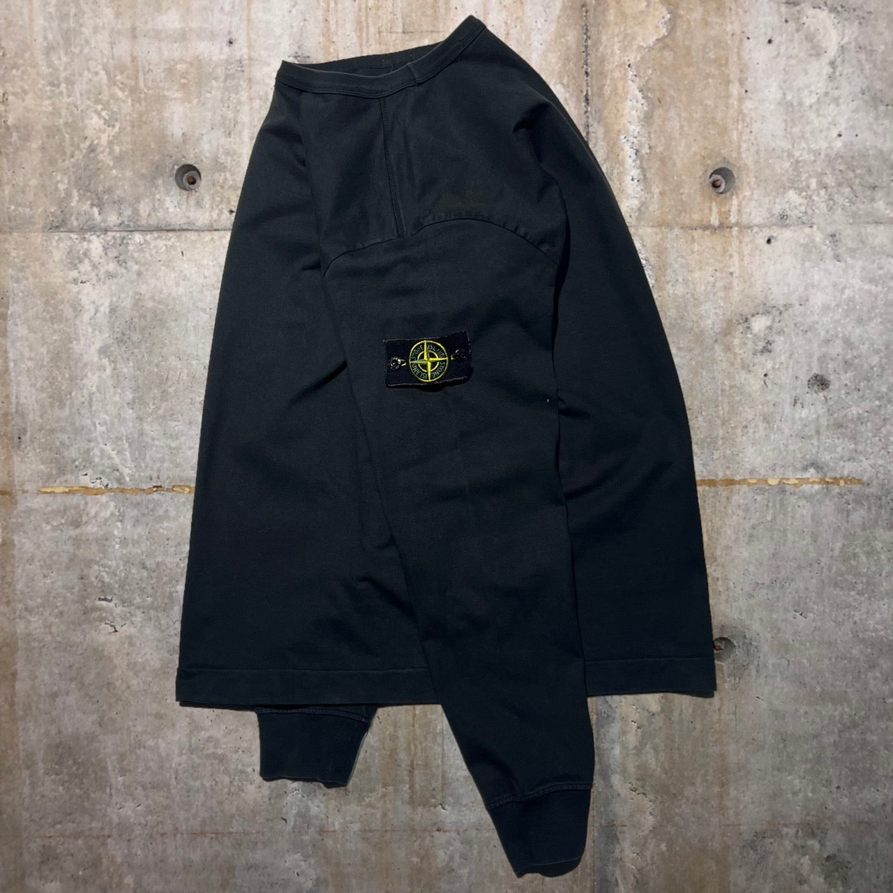 STONE ISLAND(ストーンアイランド) 21SSヘビーウェイトコットンクルーネックL/Sカットソー 741564450 L ブラック