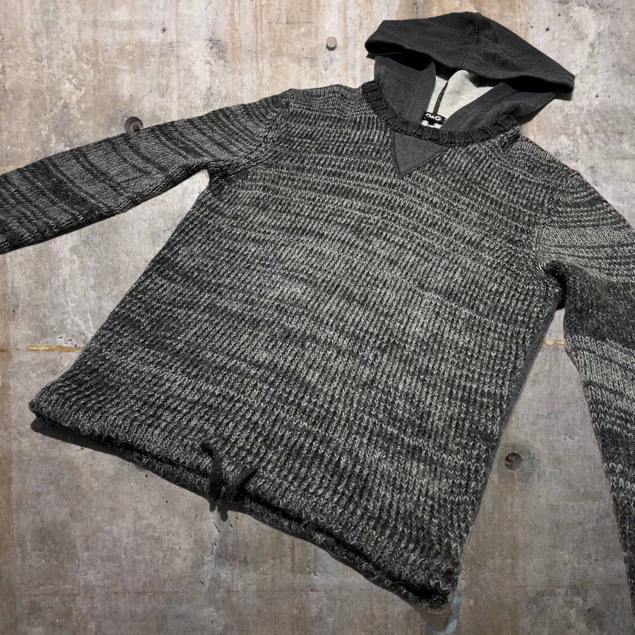 D&G DOLCE&GABBANA(ディーアンドジードルチェ&ガッバーナ) アルパカ混ニットパーカー M グレー 背面ロゴ ドルガバ ドルチェアンドガッバーナ
