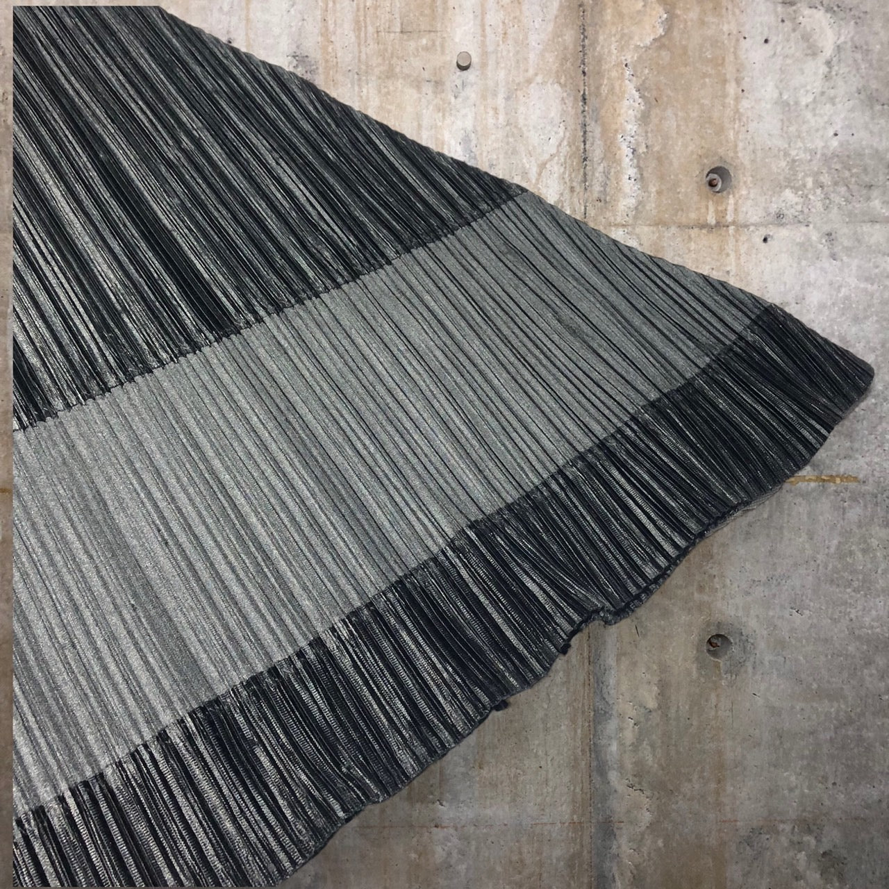 PLEATS PLEASE(プリーツプリーズ) 09AWバイカラー切替プリーツスカート PP93-JG692 3(Lサイズ程度) ブラック