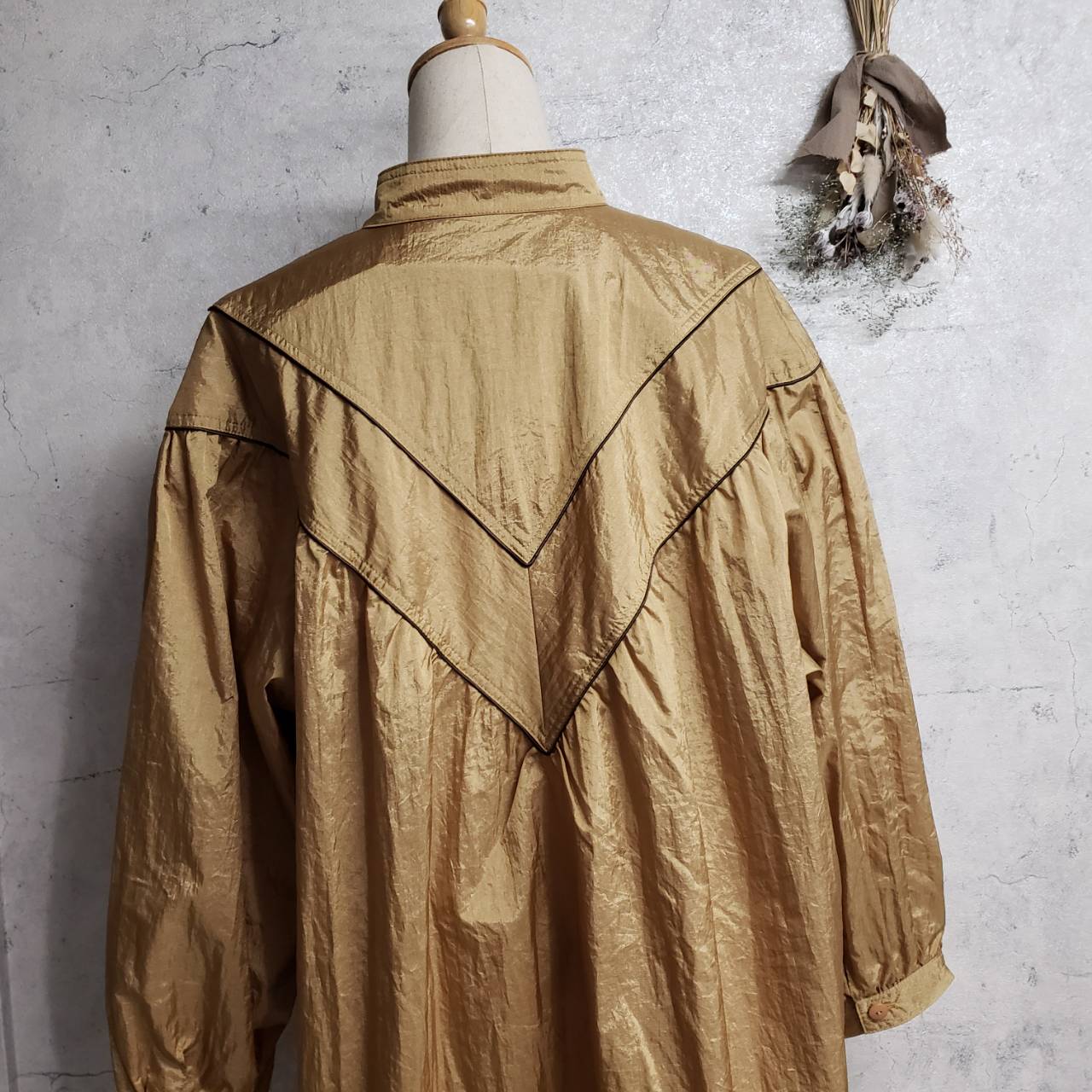 Vintage(ヴィンテージ) ノーカラーナイロンシャツ 表記なし(FREEサイズ) カーキ