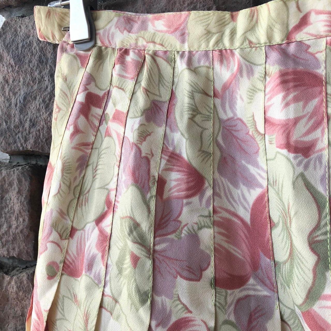 Euro Vintage(ヨーロッパヴィンテージ) Retro_太プリーツ花柄スカート 38(Sサイズ程度) グリーン