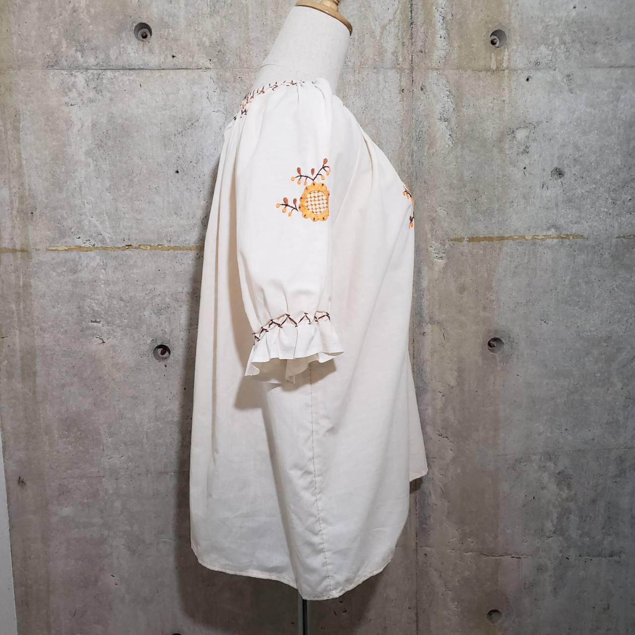 Euro Vintage(ヨーロッパヴィンテージ) Nuts_フォークロアチュニック 表記なし(Lサイズ程度) ベージュ