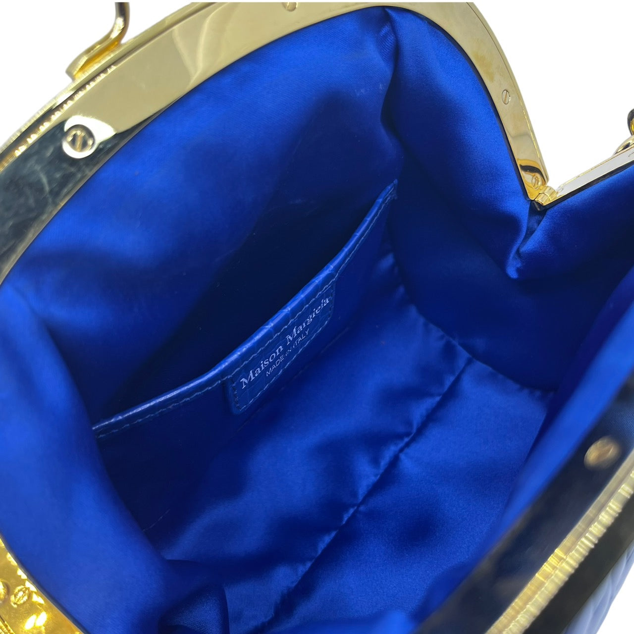 MAISON MARGIELA(メゾンマルジェラ) One-shoulder bag with embossed pouch/がま口型押しワンショルダーバッグバッグ S36WD0153 ブルー×ゴールド