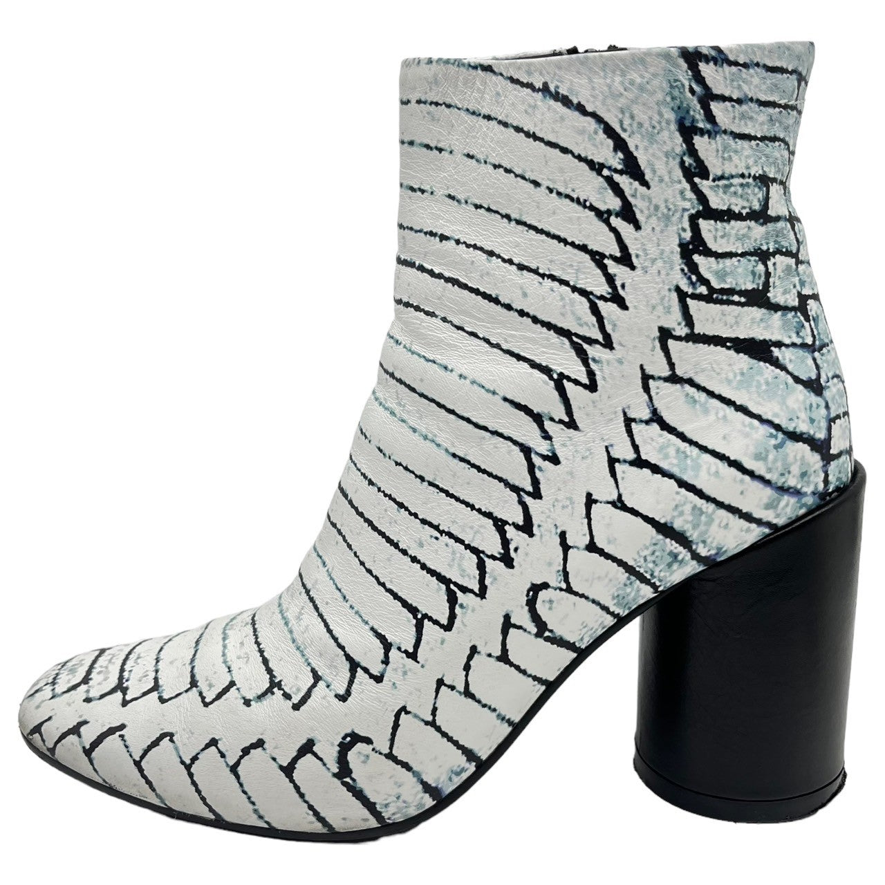 MM6 Maison Margiela(エムエムシックス) 90㎜ ankle boots アンクル ブーツ S59WU186 SIZE 38(24.0~24.5程度) ホワイト 箱付